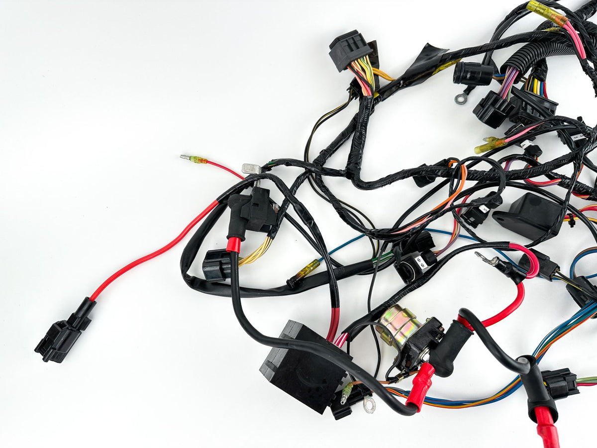 2005 Yamaha 200 HP 2 Stroke Outboard Engine Wire Harness 67H-82590-30-00 OEM