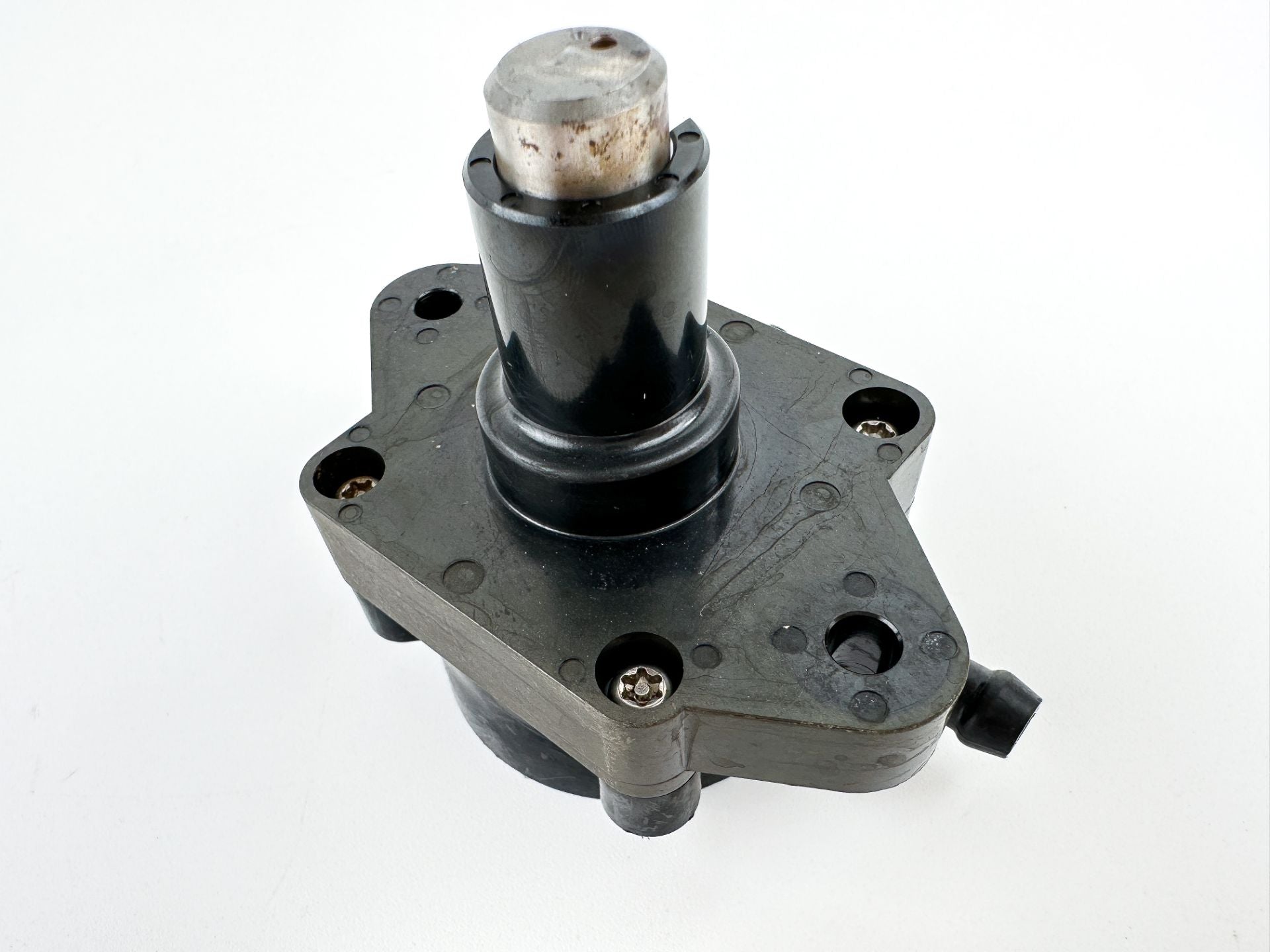 2006 Suzuki 90 HP 4 Stroke Outboard Fuel Pump 15100-90J11 OEM