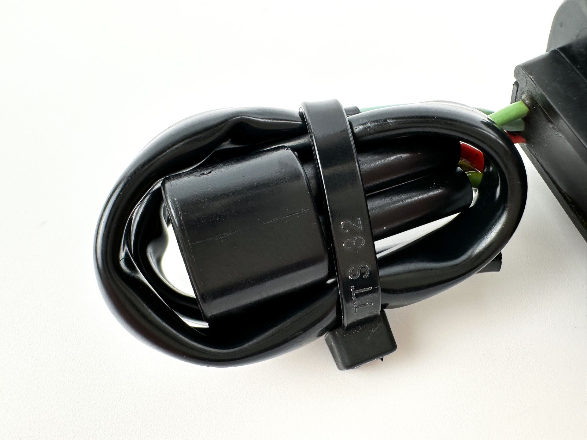 2008 Yamaha 250 HP 4 Stroke Outboard Trim Switch 69J-82563-00-00 OEM