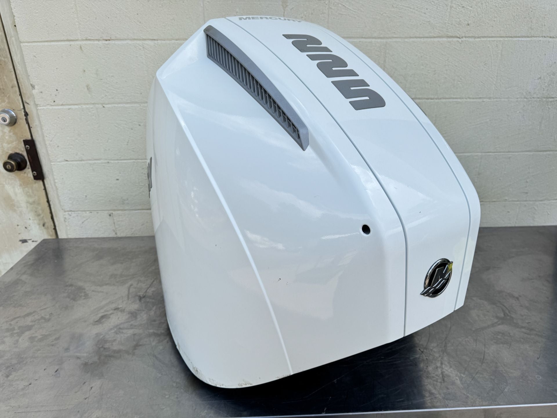 2020 Mercury 225HP V6 4 Stroke Outboard Top Cowling 8M0142180 OEM