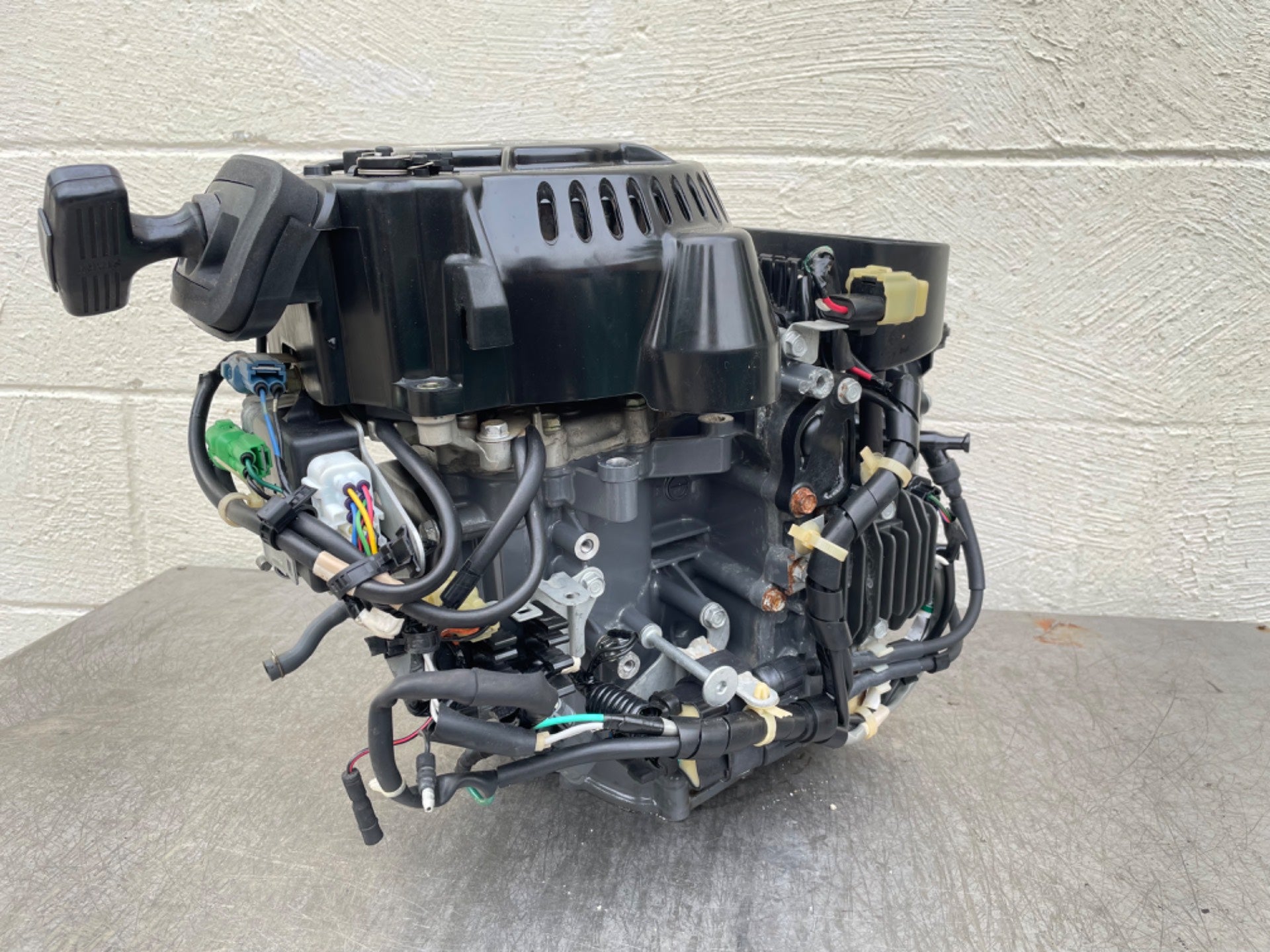 2001-07 Honda 8 9.9 HP 4 Stroke Outboard Powerhead Assembly Long Block