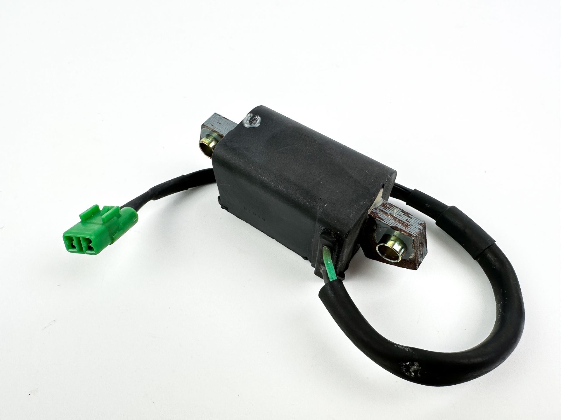 1999 Honda 40 HP 4 Stroke Outboard Flywheel & Charging System 31100-ZV5-680ZA