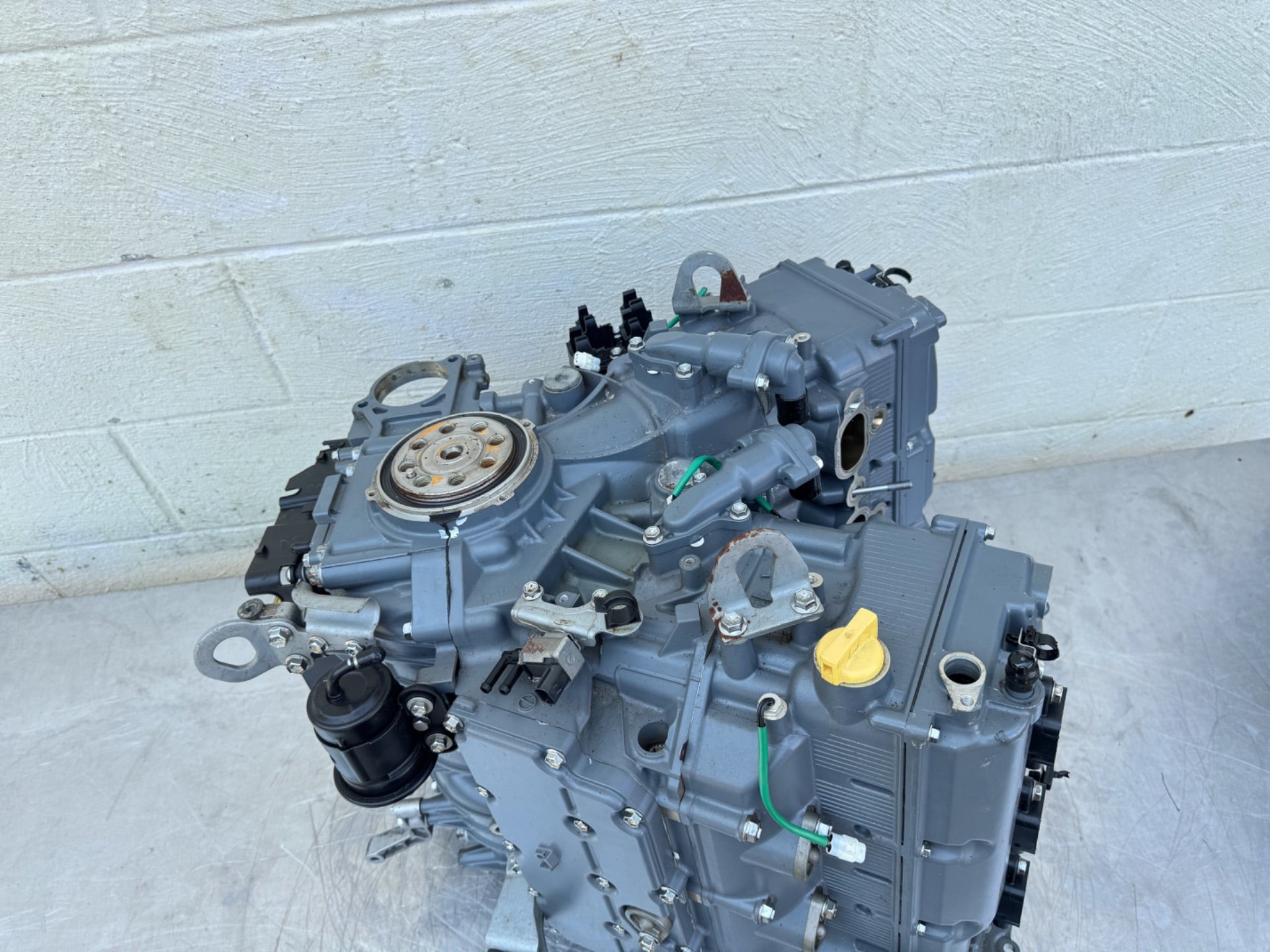 2010 Suzuki 250 HP 4 Stroke Outboard Engine Powerhead Assembly 189 Hours