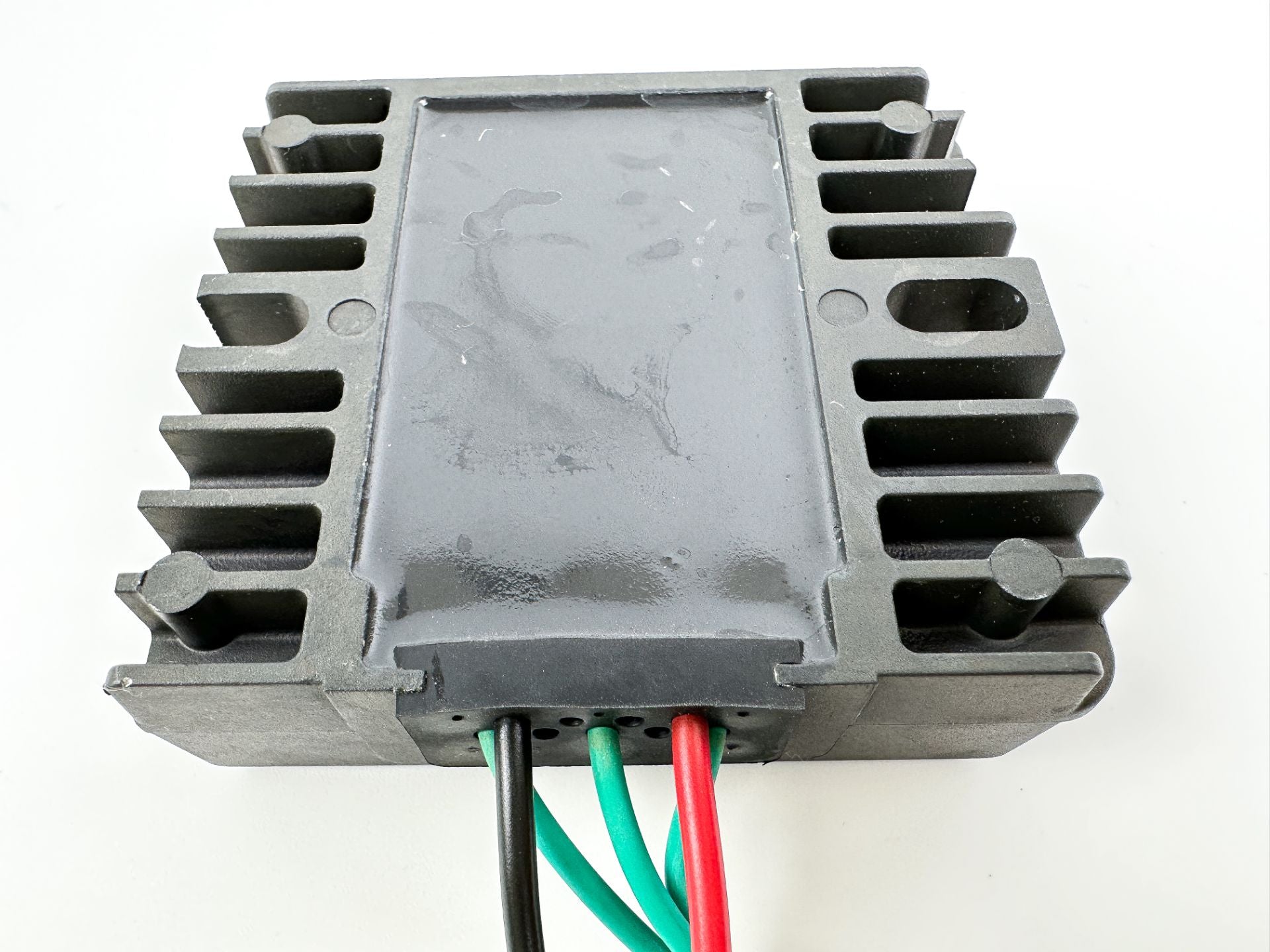 2000 Yamaha 100 HP 4 Stroke Outboard Rectifier & Regulator 67F-81960-00-00 OEM