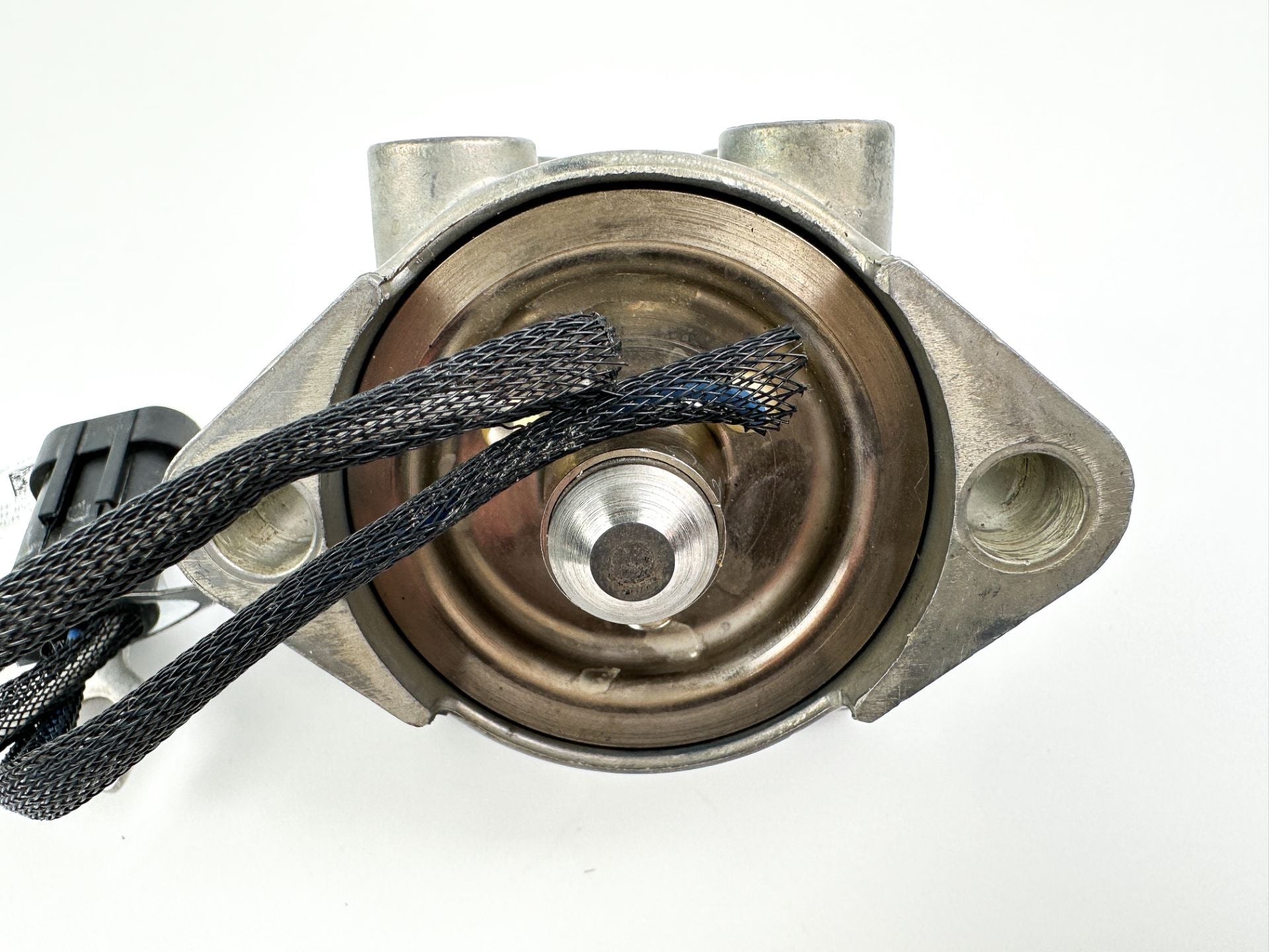 2006 Evinrude 40HP Etec 2 Stroke Outboard Fuel Injector Set W/ Rail 5006220 OEM