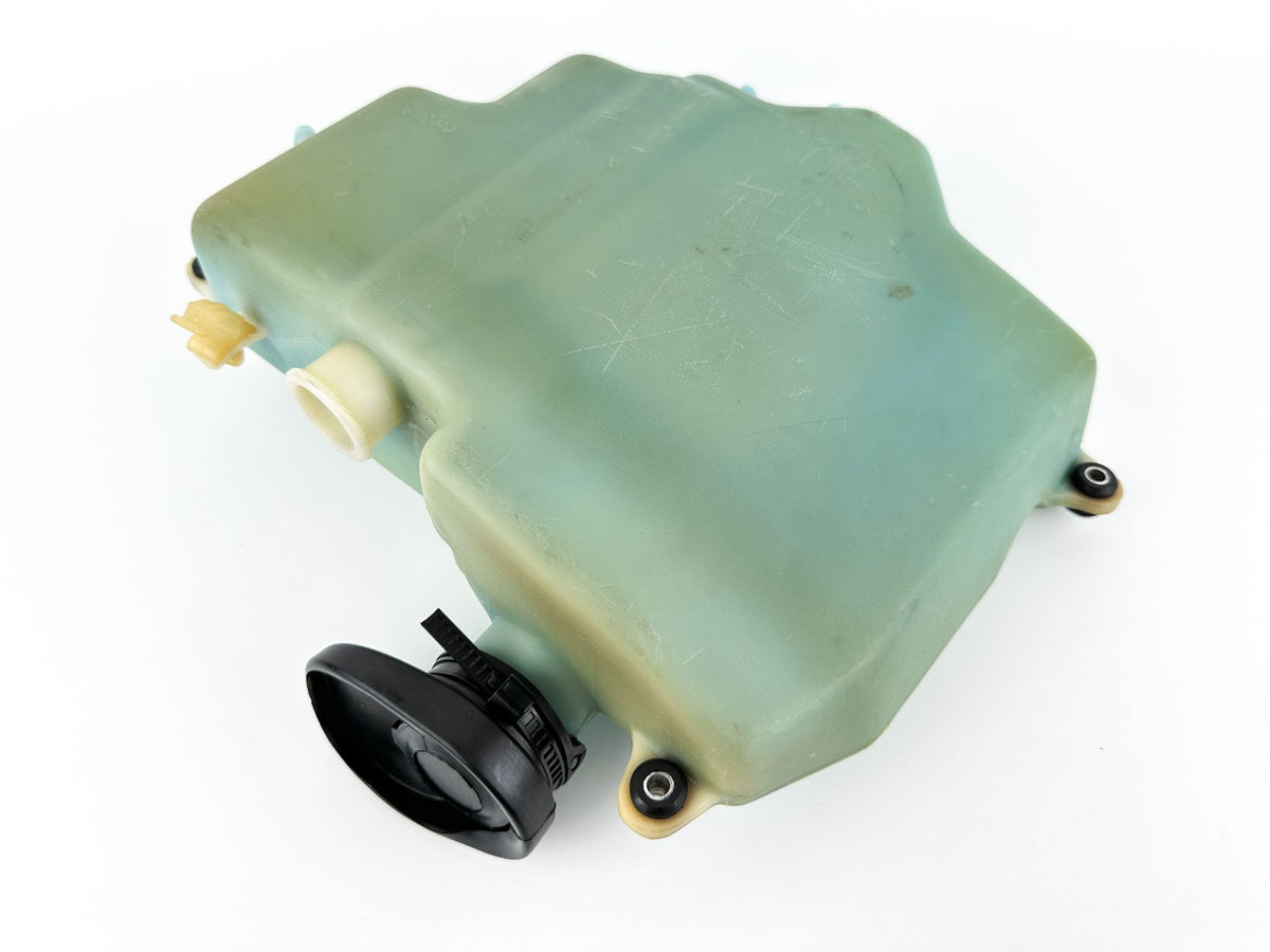2003 Yamaha 70 HP 2 Stroke Outboard Oil Tank 6H3-21707-06-00 OEM