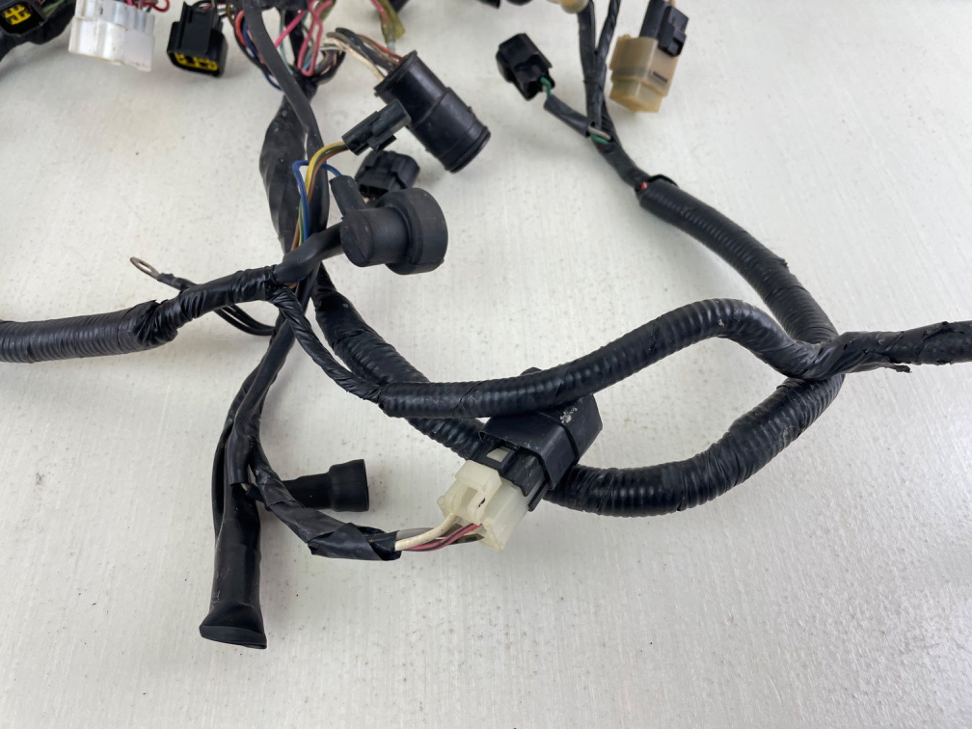 1999 Suzuki DF 50 HP 4 Stroke Outboard Engine Wire Harness 36610-87J01