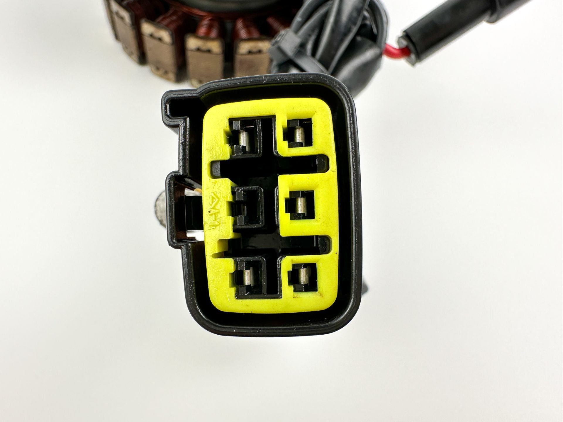 2003 Yamaha 115 HP 4 Stroke Outboard Coil Pulser Base Stator Assembly 68V-81460-00-00 OEM