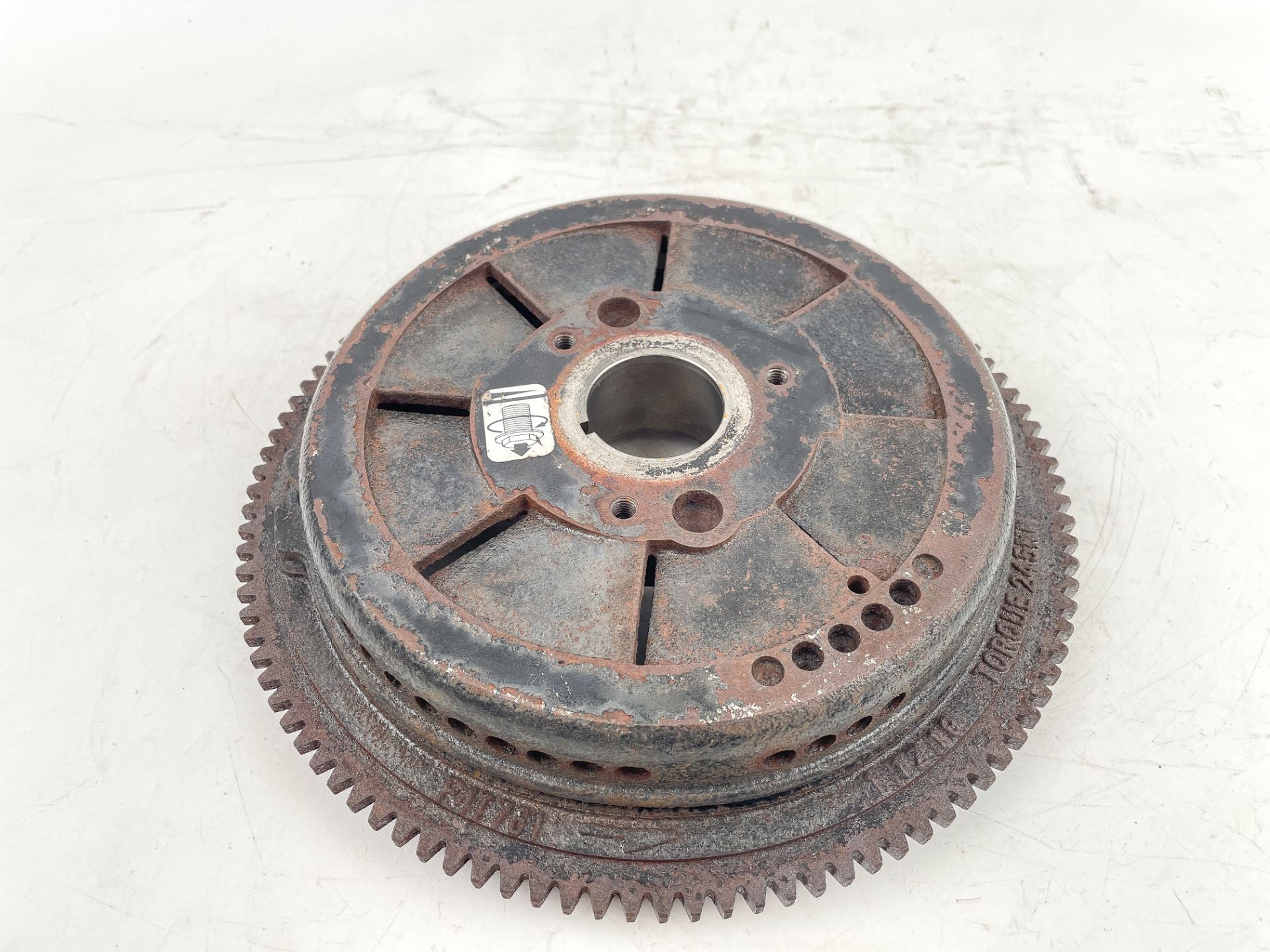 2002 Suzuki 115 HP 4 Stroke Outboard Flywheel 32102-92J00 OEM