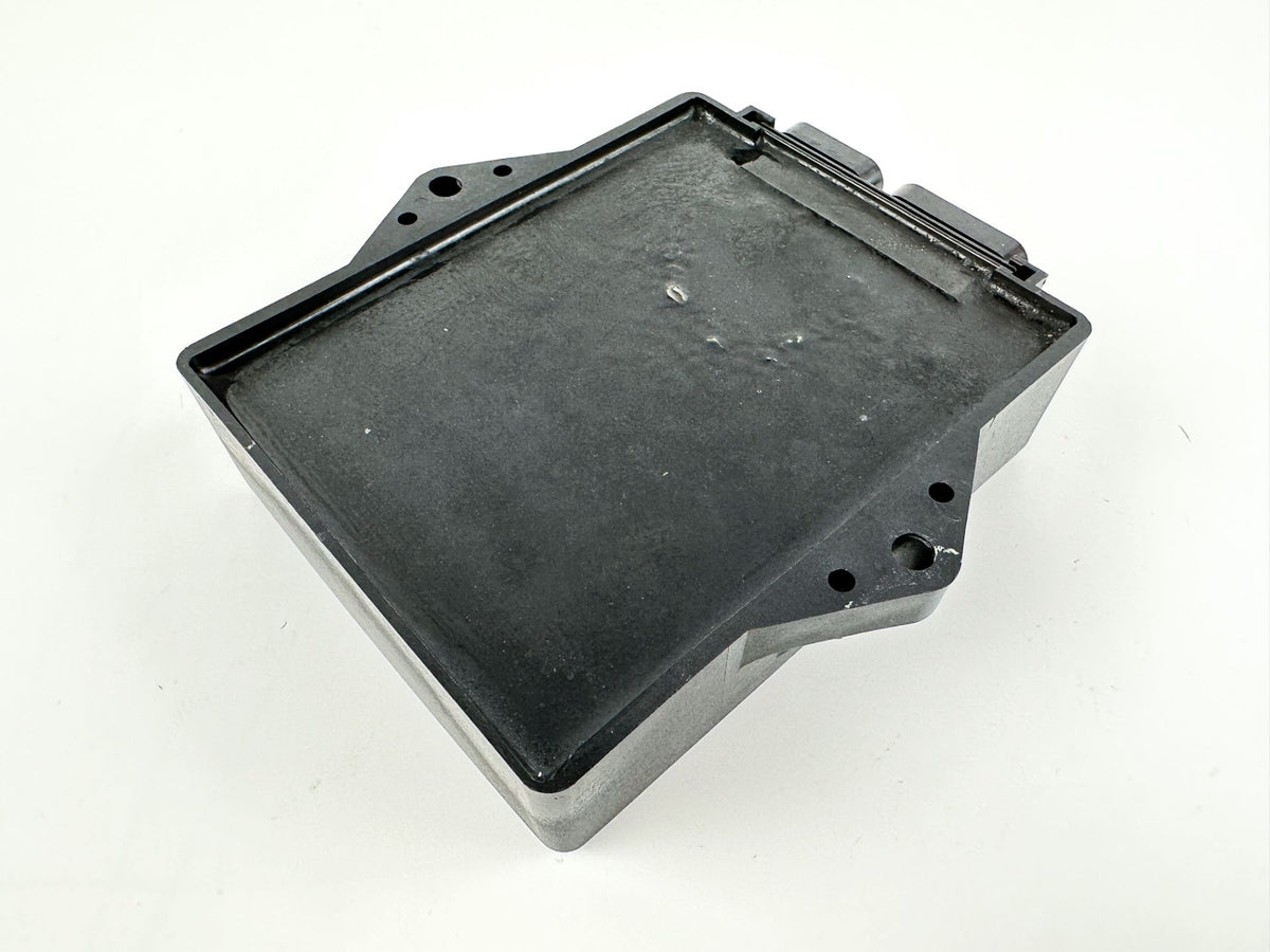 2004 Yamaha 150 HP 2 Stroke Outboard Engine Control Unit ECU 68H-8591A-20-00 OEM