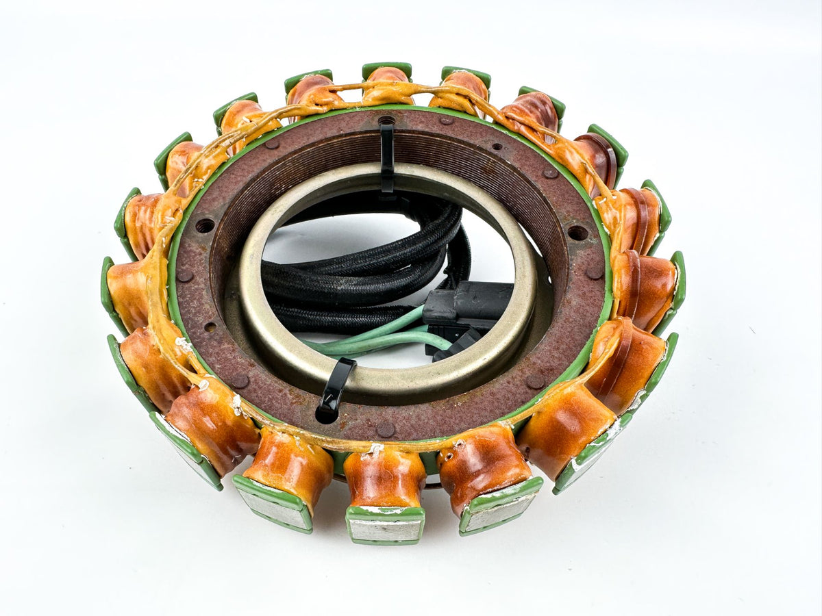 2004 Yamaha 150 HP 2 Stroke Outboard Stator Assembly 68F-81410-00-00 OEM