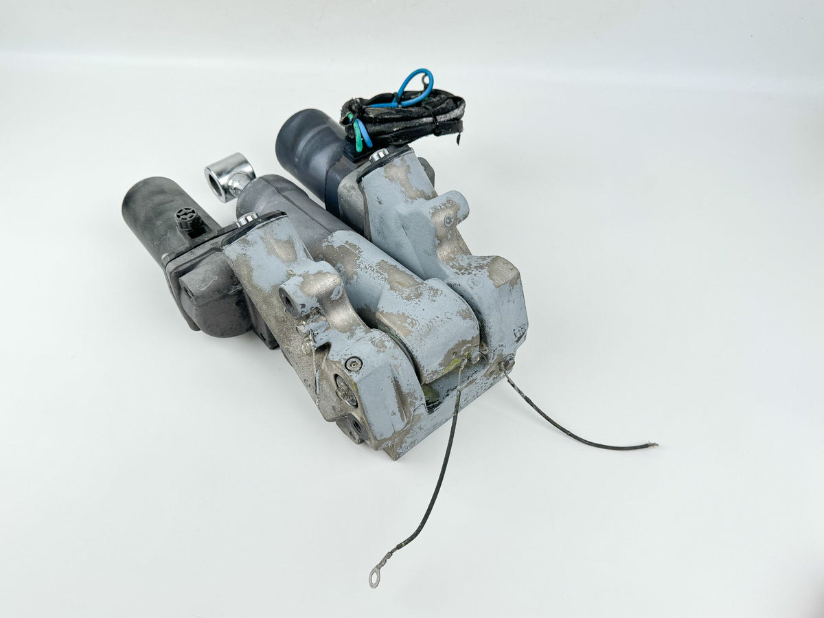 Yamaha V8 F 300 350 HP Outboard Power Trim Tilt Unit 6AW-43800-05-00