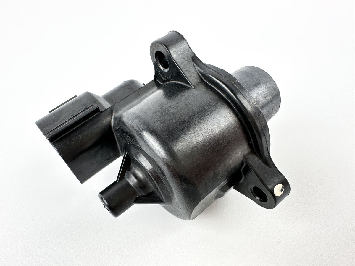 2004 Yamaha 225 HP 4 Stroke Outboard Idle Speed Control Valve ISC IAC 68V-1312A-00-00 OEM
