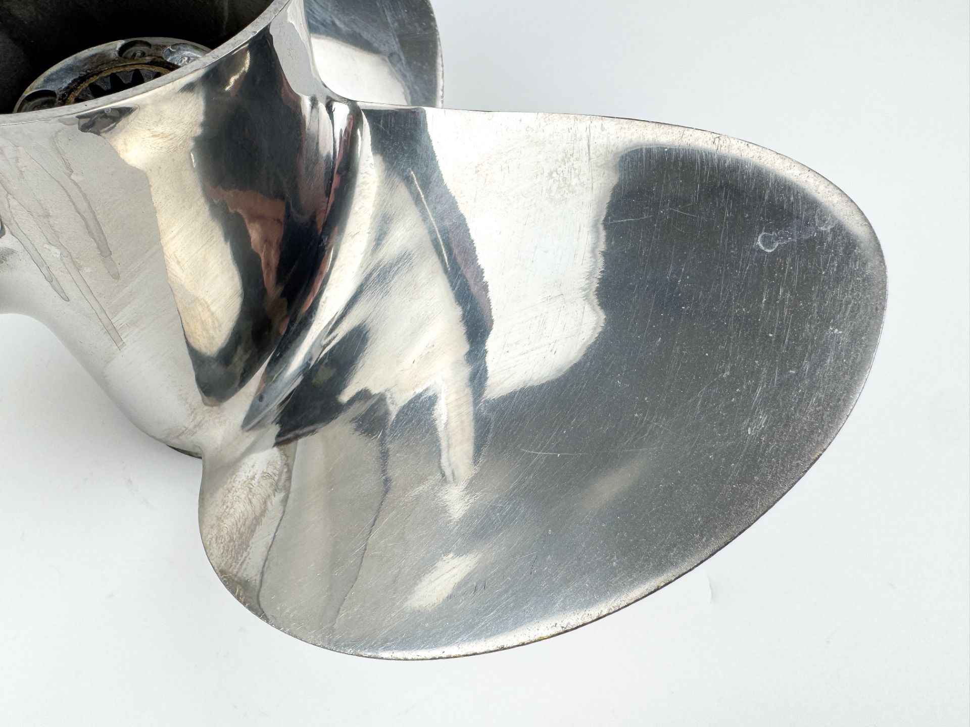 Solas Saturn 12 1/2" x 13P RH 2331-125-13 Stainless Steel Propeller