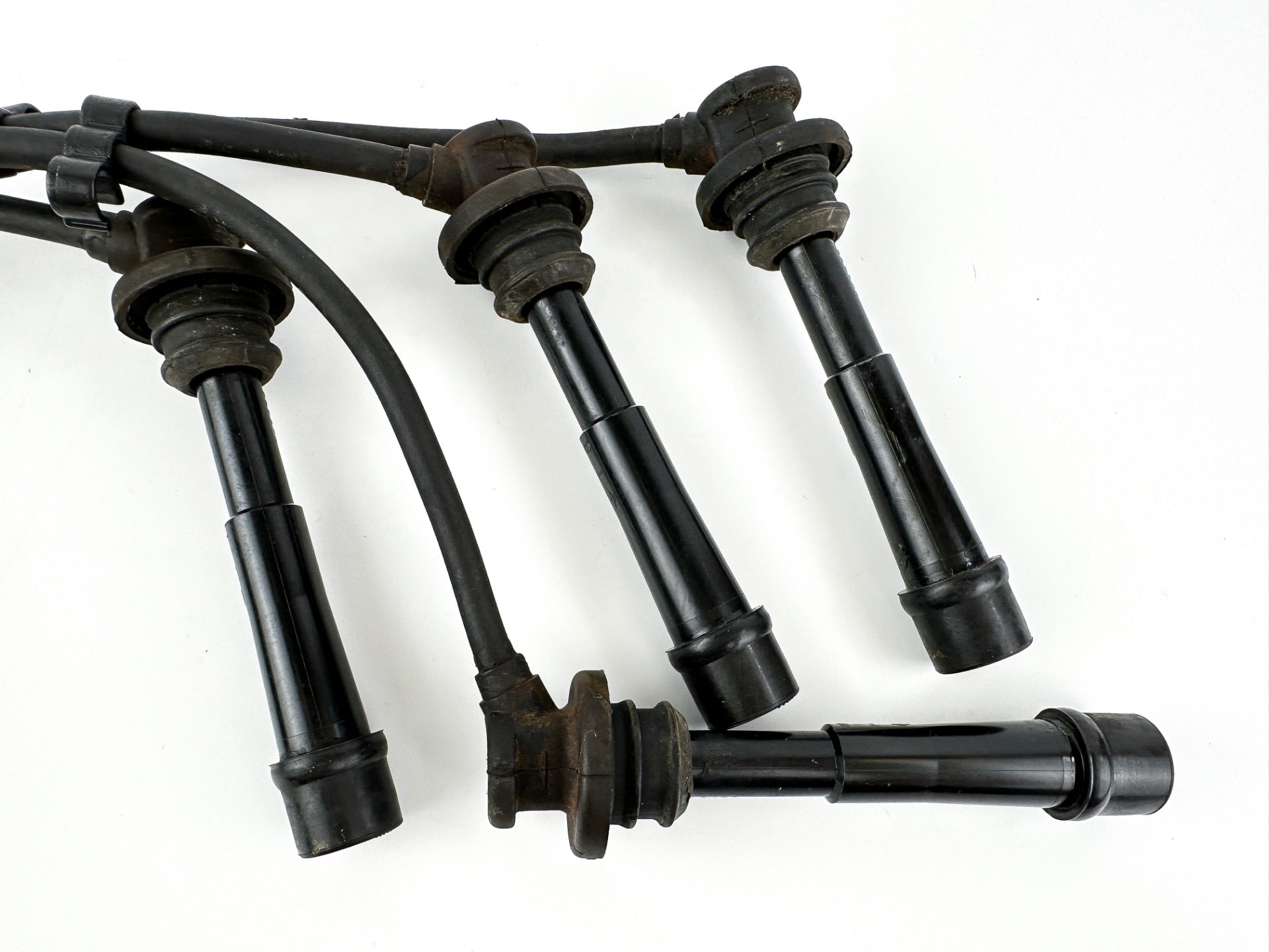 2002 Suzuki 115 HP 4 Stroke Outboard Ignition Coil Set 33410-90J00 OEM