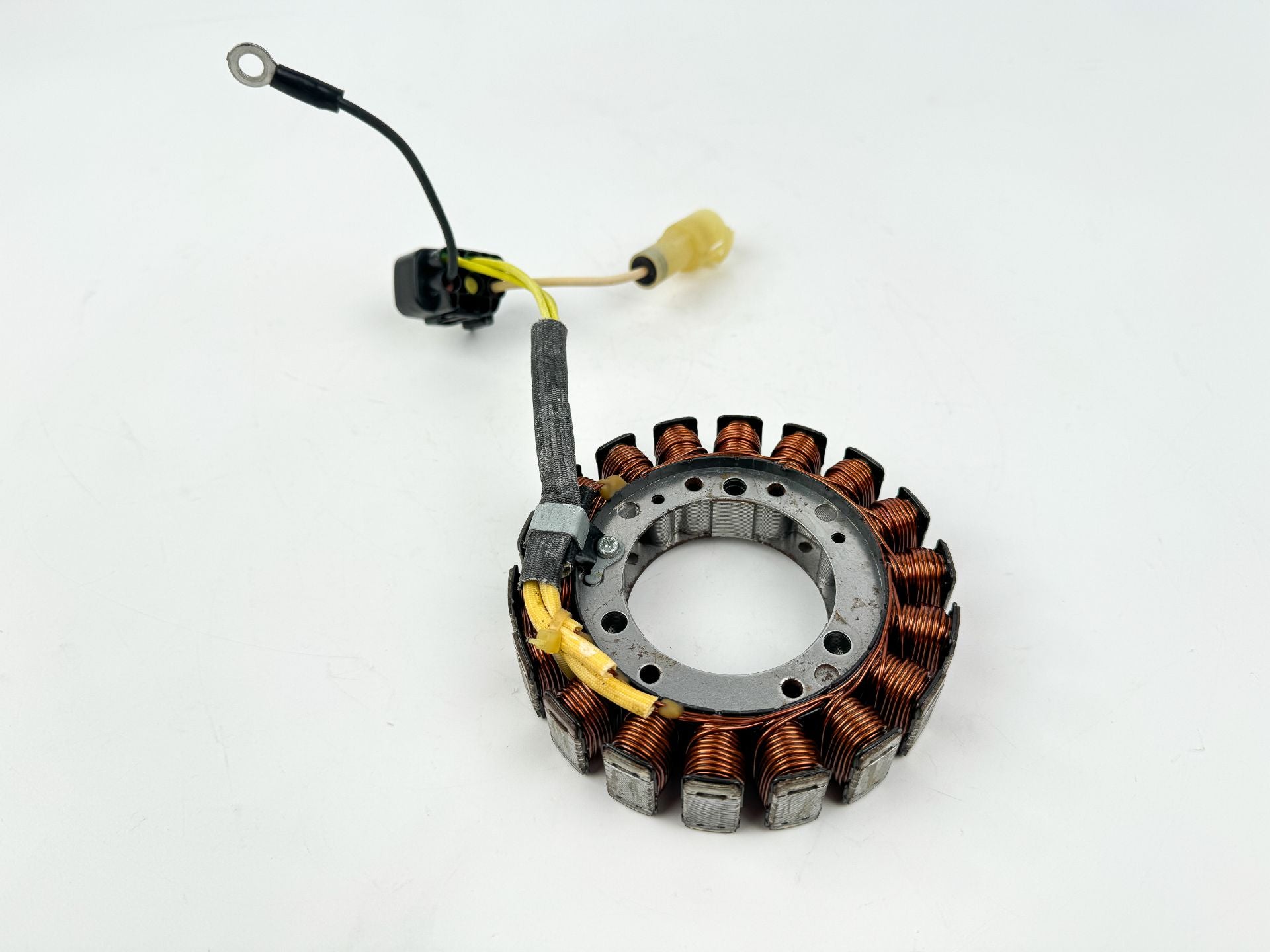 2016 Suzuki 40 HP 4 Stroke Outboard Stator Charging Coil 32120-88L00 OEM