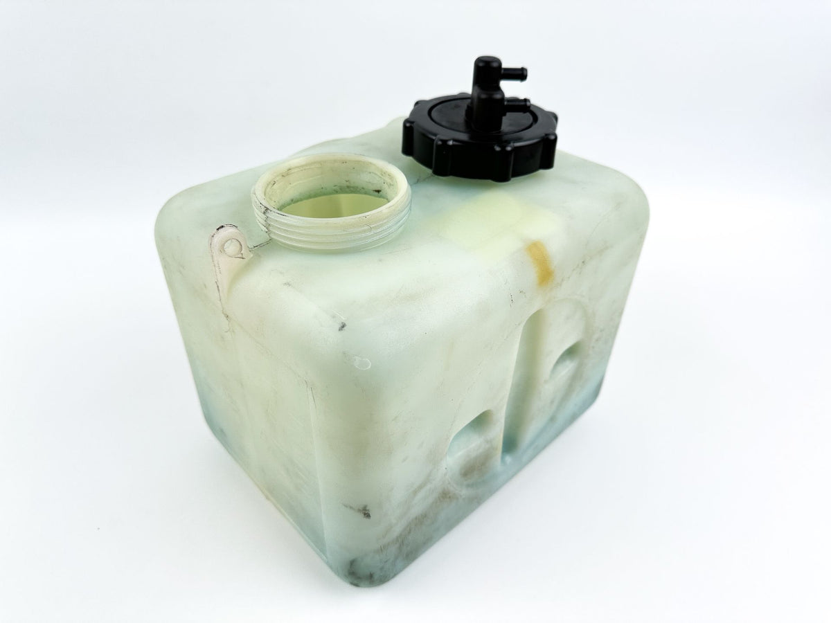 Mercury Marine Outboard 6 Quart Oil Tank