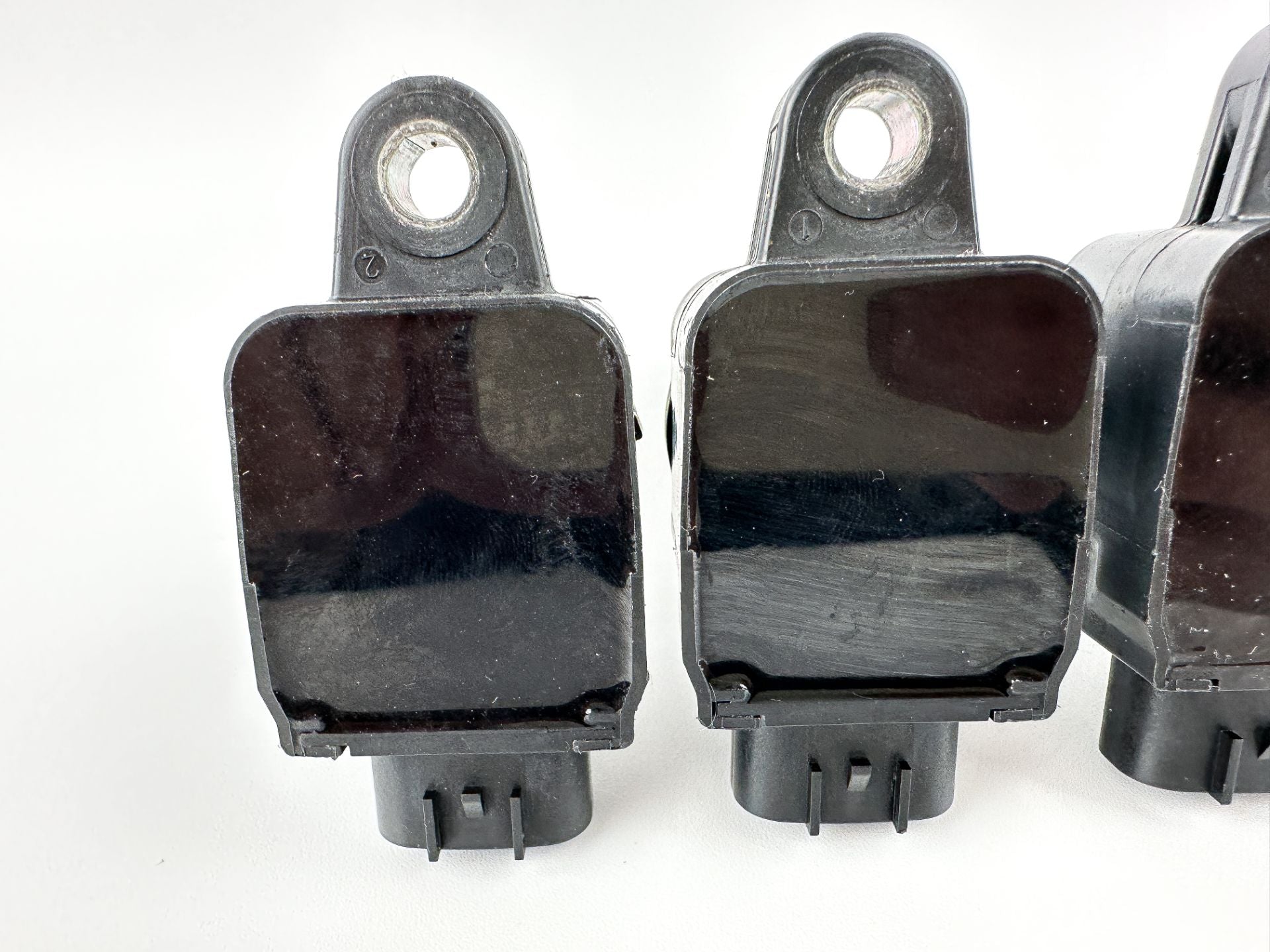 2018 Suzuki 200 HP 4 Stroke Outboard Ignition Coil Set 33410-99L00 OEM