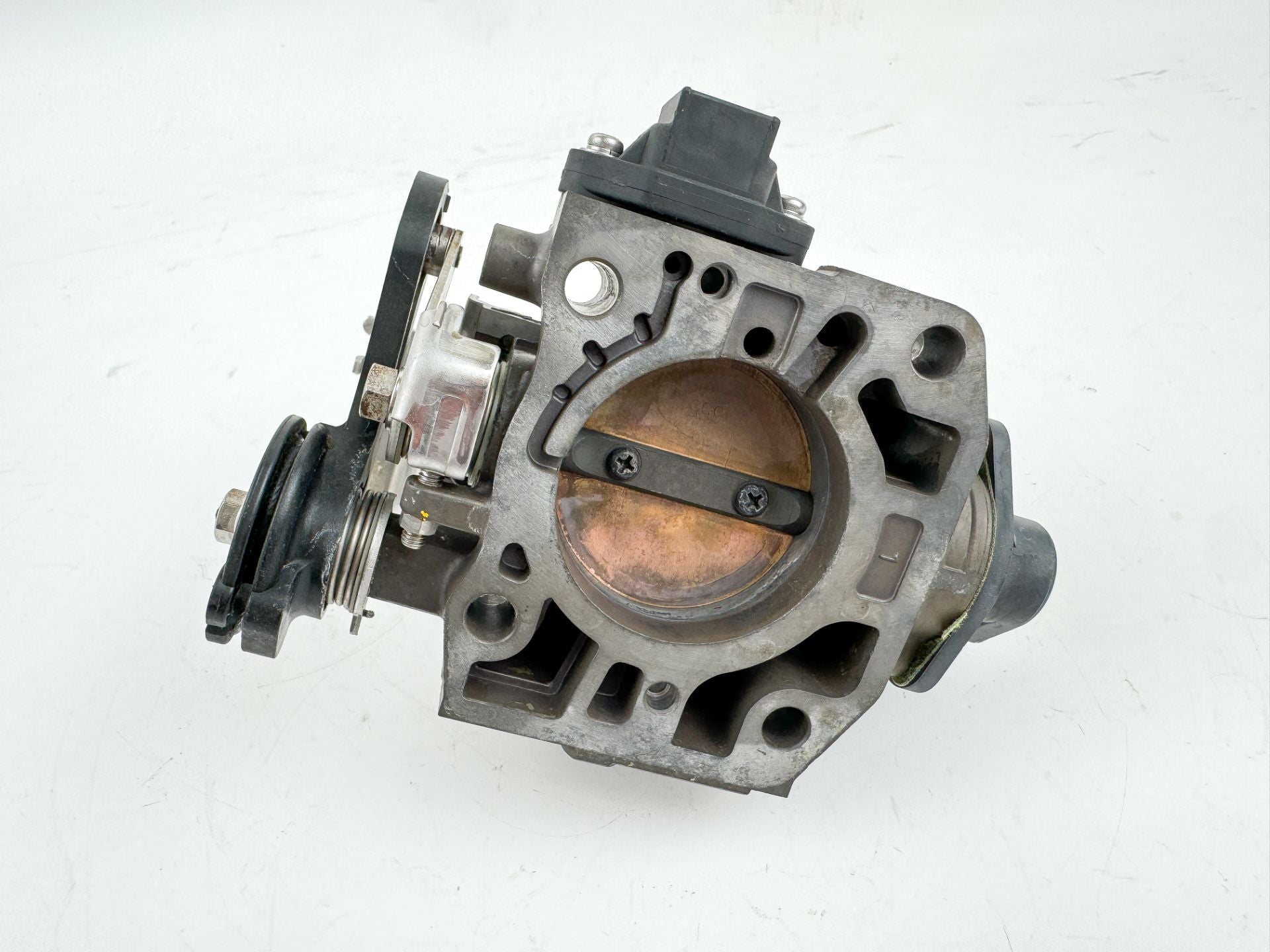 2000 Honda 130 HP 4 Stroke Outboard Throttle Body Assembly 16400-ZW5-013 OEM