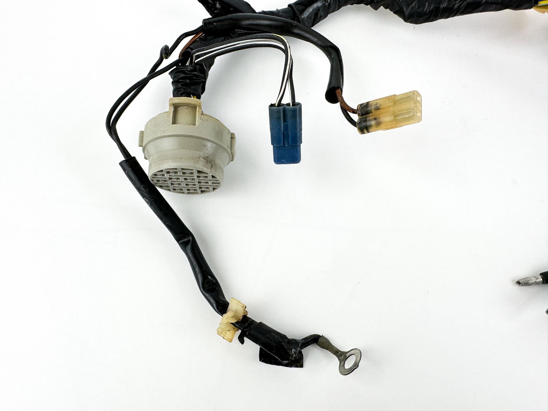 1996 Honda 50 HP 4 Stroke Outboard Engine Wire Harness 32520-ZV5-820 OEM