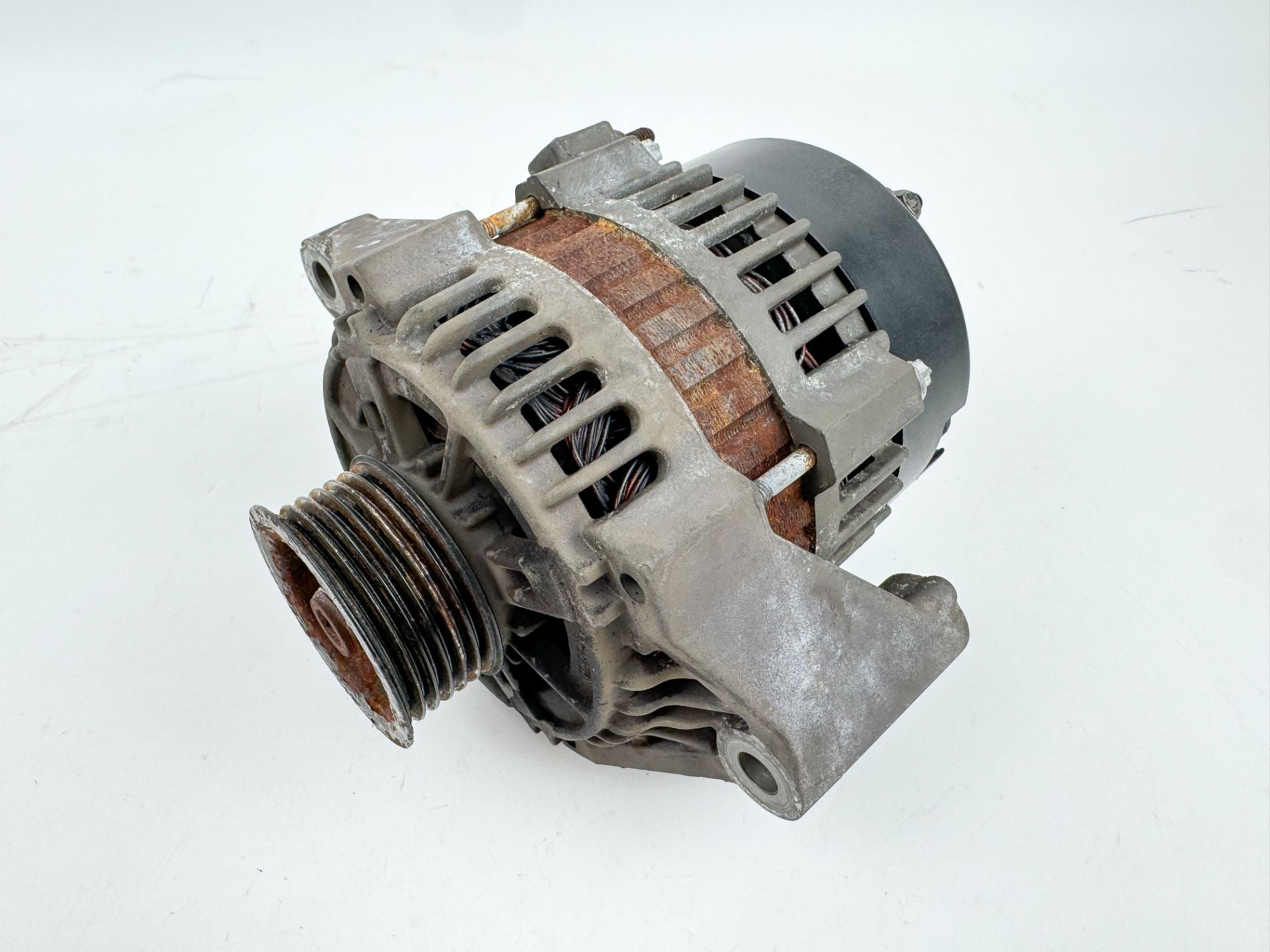 Mercury 225 HP 4 Stroke Outboard Alternator 892940T OEM 2005