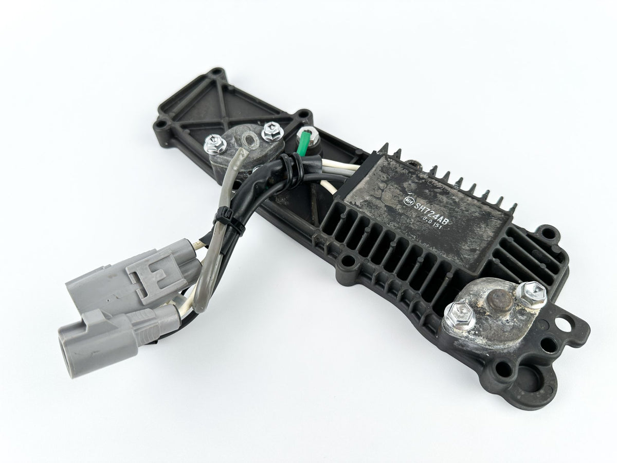 2011 Suzuki 140 HP 4 Stroke Outboard Rectifier & Regulator 32800-90J30 OEM