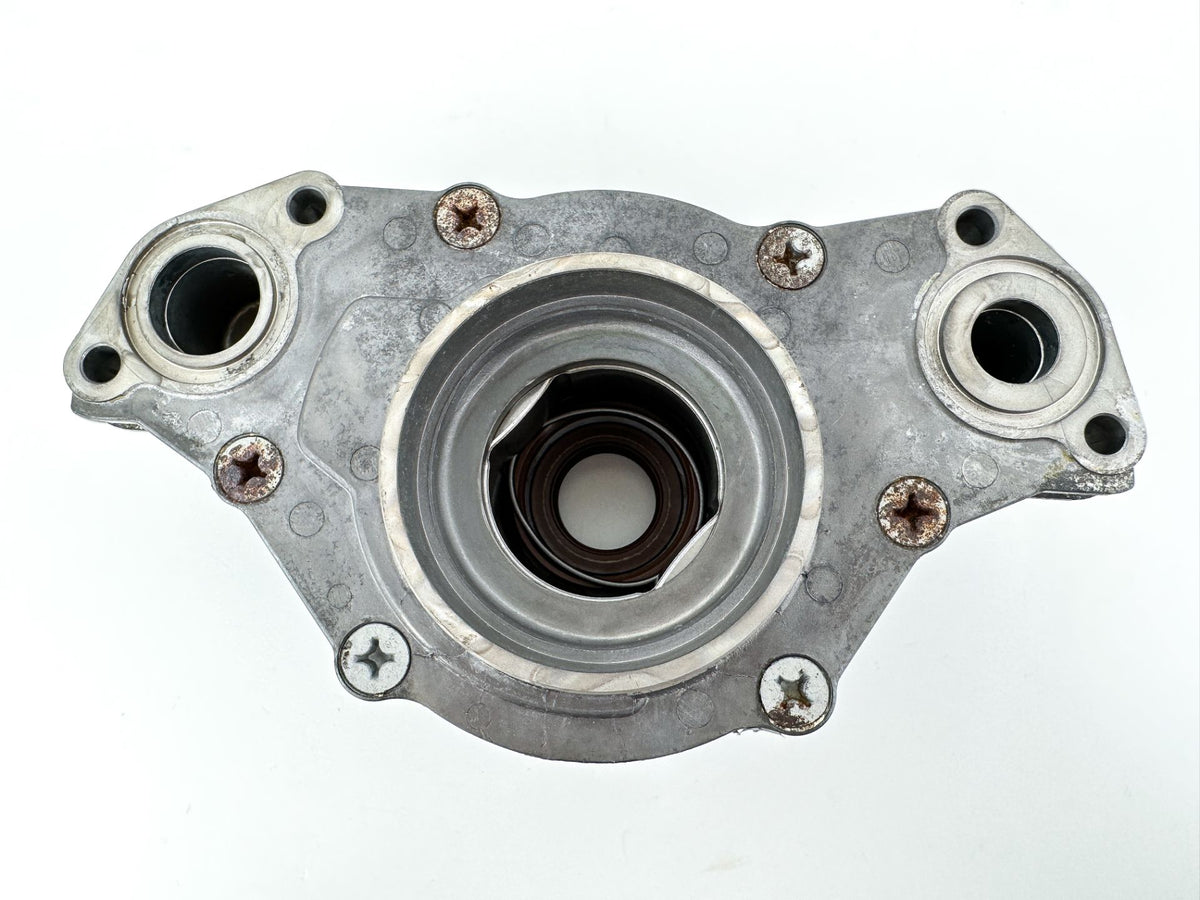 2020 Yamaha 150 HP 4 Stroke Outboard Oil Pump 63P-13300-02-00 OEM