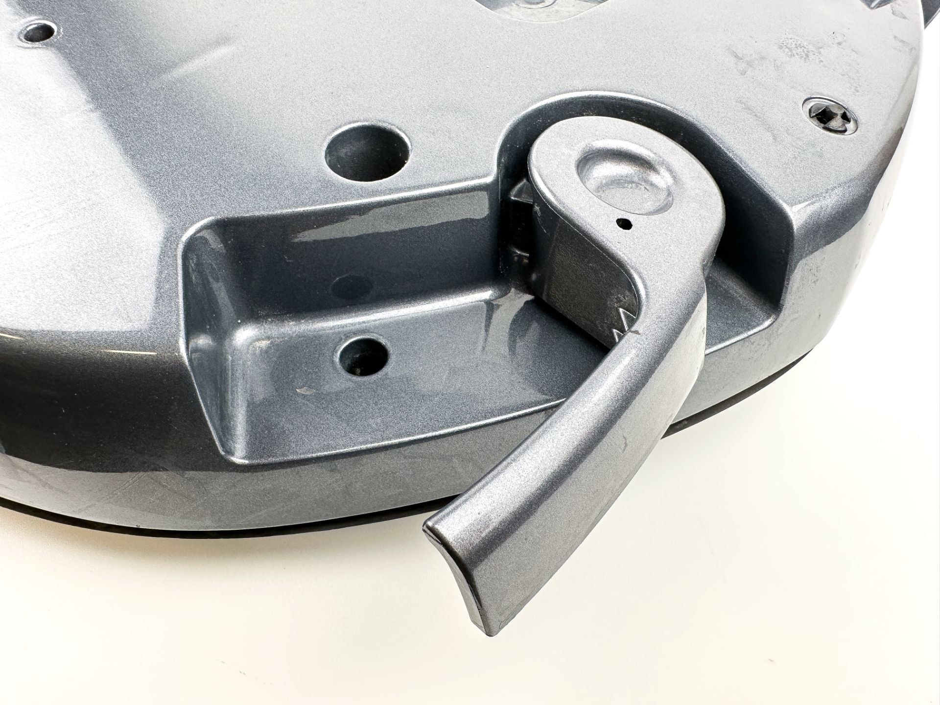2012 Yamaha 250 HP 4 Stroke Outboard Bottom Cowling Pan 6CB-42711-01-8D OEM
