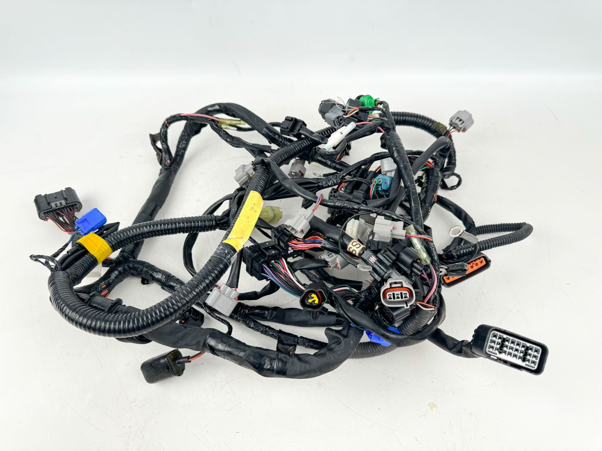 2016 Yamaha 250 HP 4 Stroke VMAX Outboard Engine Wire Harness 6CB-82590-10-00 OEM