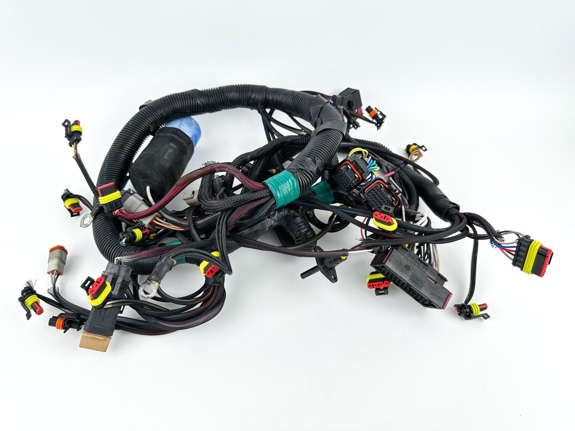 2014 Evinrude 300 HP 2 Stroke Outboard Engine Wire Harness 0587117 Parts