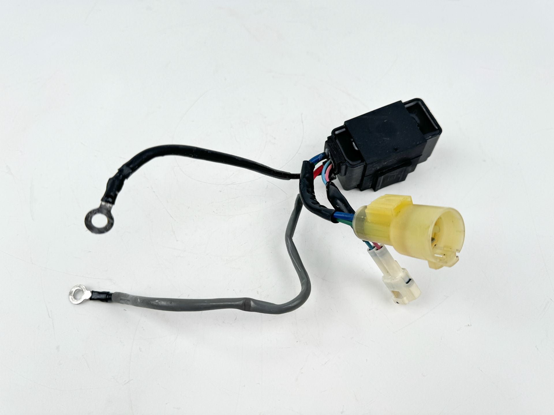 2014 Suzuki 175 HP 4 Stroke Outboard Trim Tilt Relay 38410-93J12 OEM