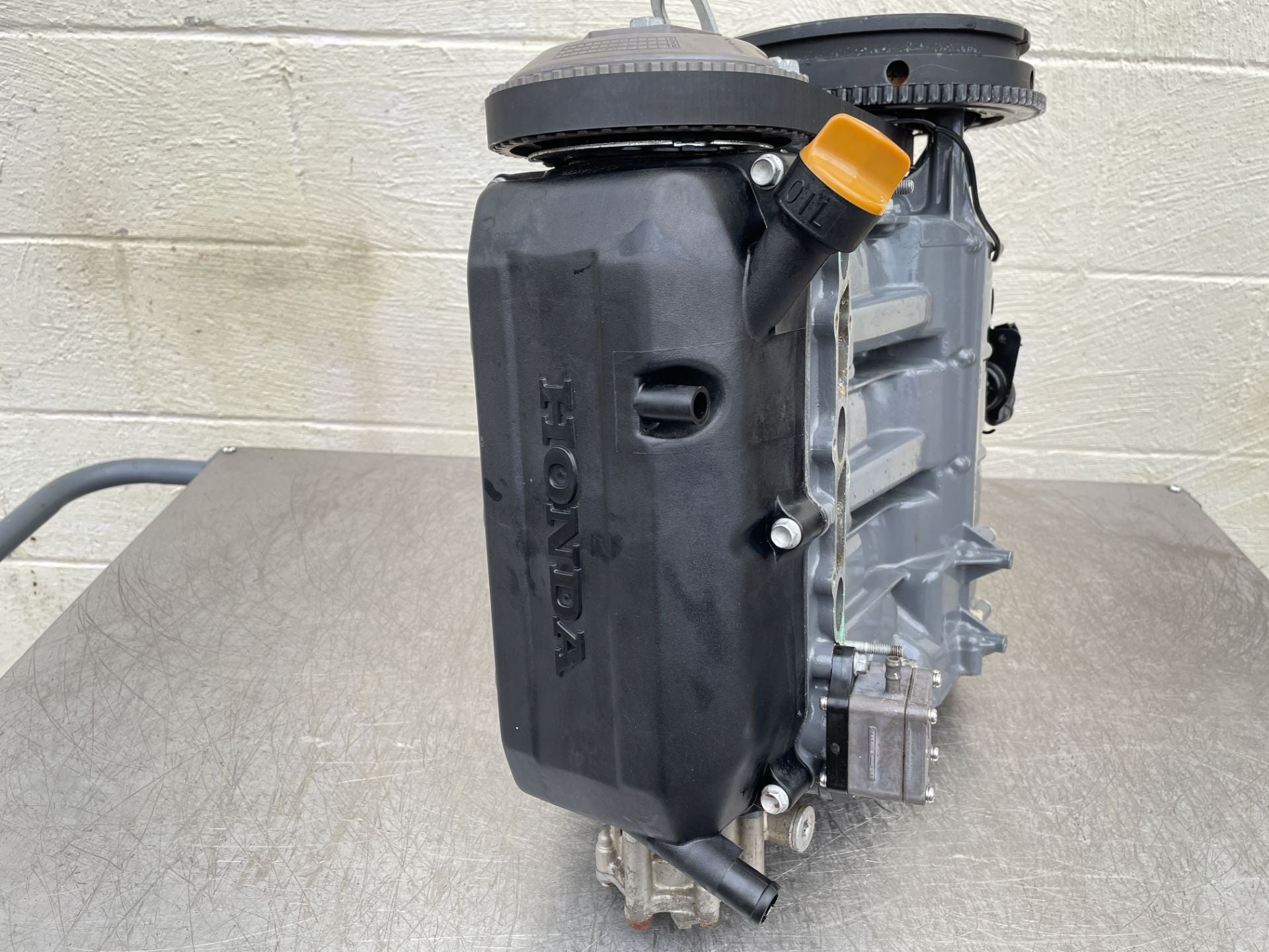 2006 Honda 50 HP 4 Stroke Outboard Powerhead 12000-ZW4-405ZA OEM