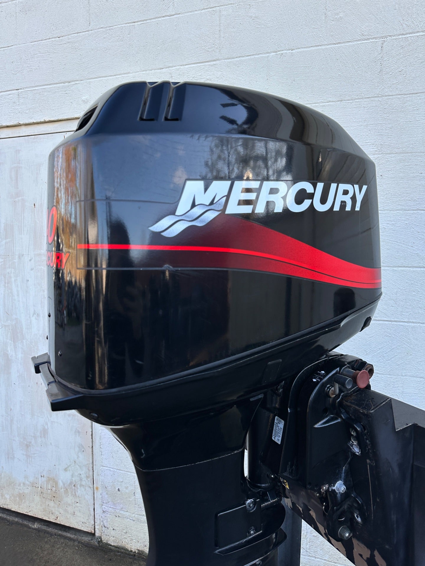 2005 Mercury 40HP 2 Stroke Outboard Engine W/ 15" Short Shaft - Great Condition