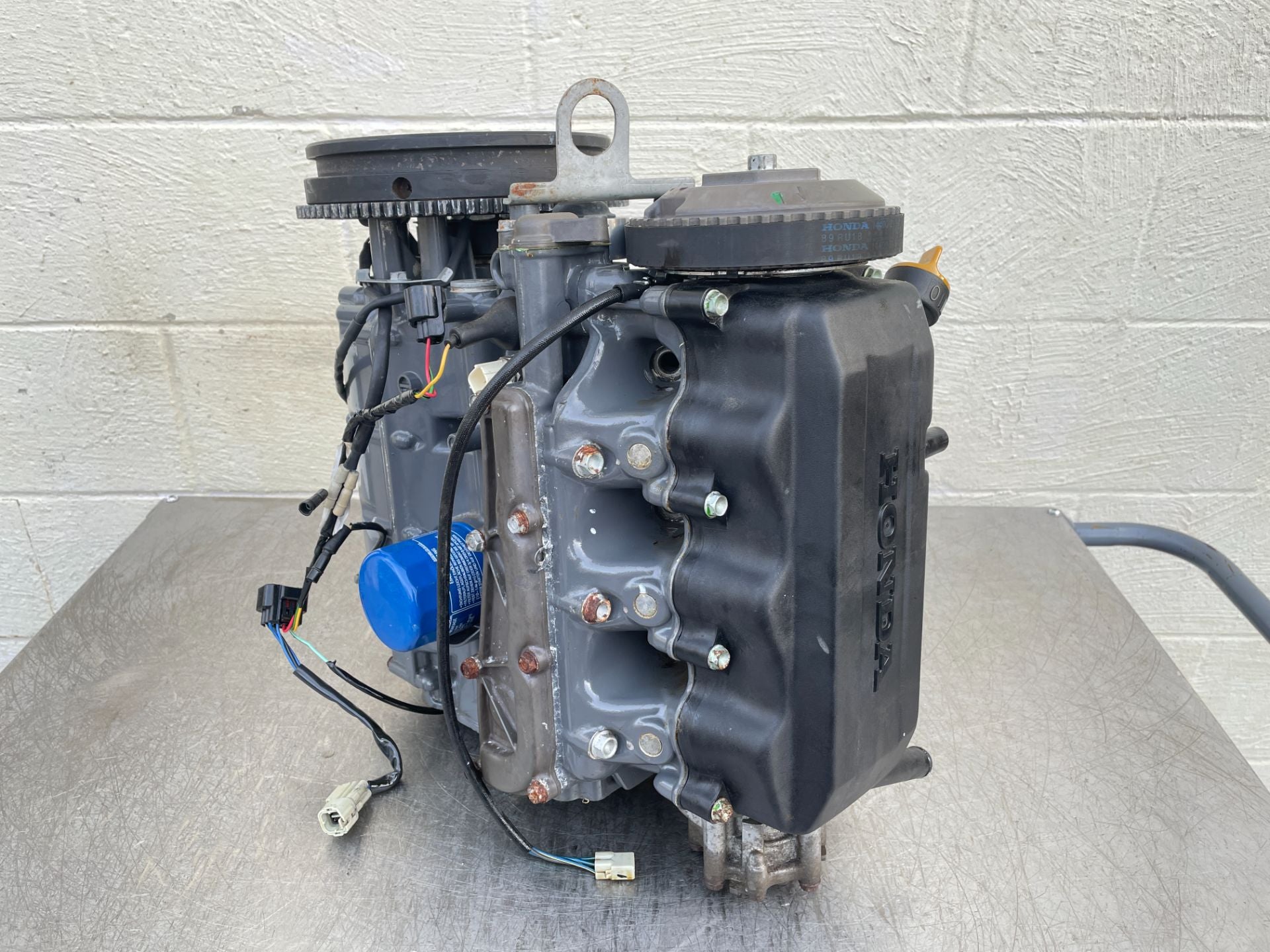 2007 Honda 50 HP 4 Stroke Outboard Powerhead 12000-ZW4-405ZA OEM