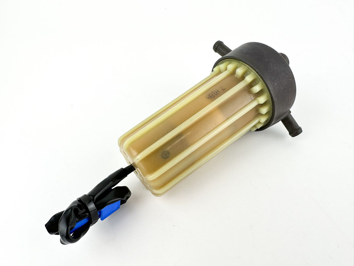 2017 Yamaha 350 HP 4 Stroke Outboard Fuel Filter Assembly 6P3-24560-22-00 OEM