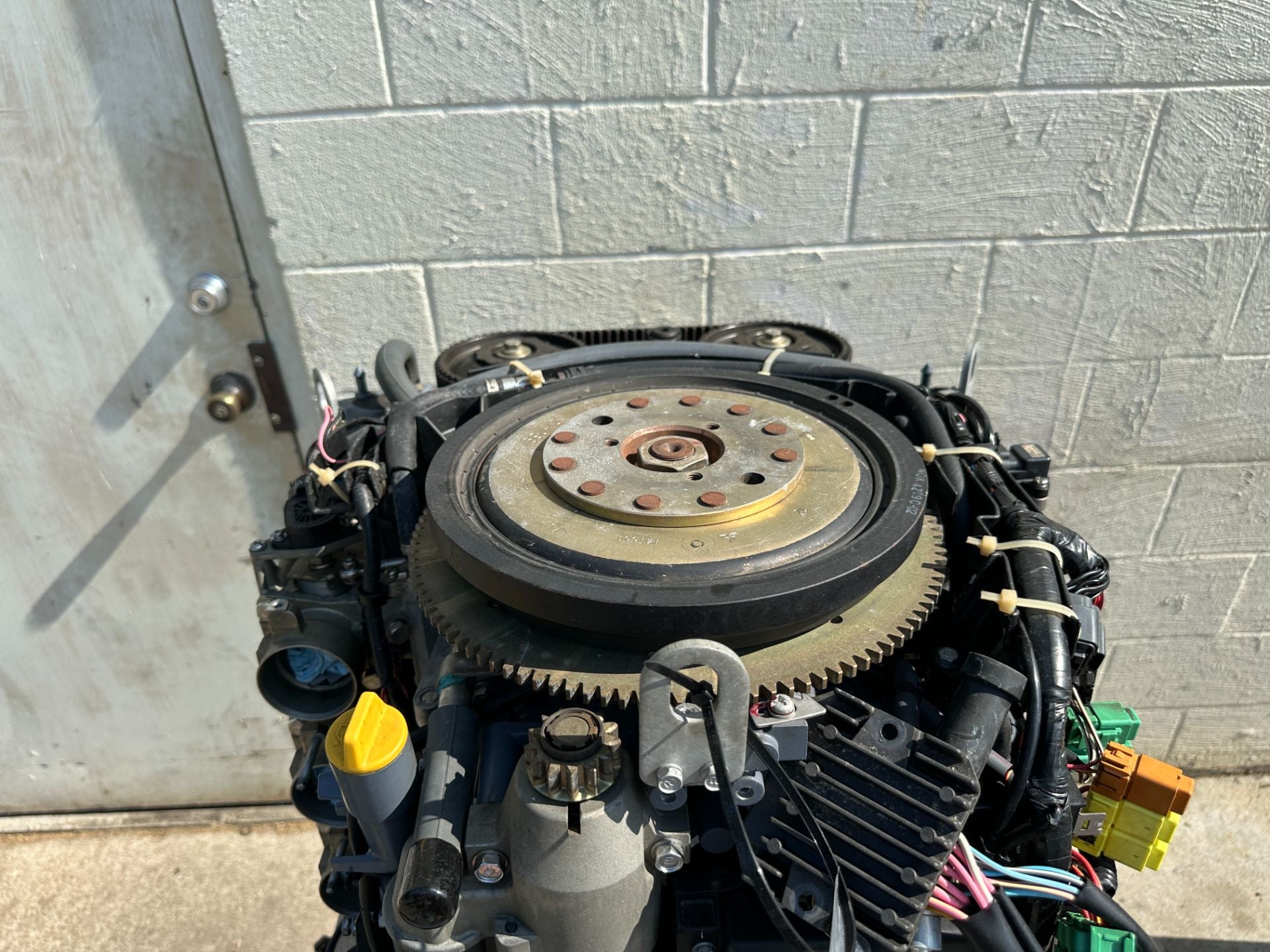 2005 Yamaha 225HP 4 Stroke Outboard Powerhead  OEM