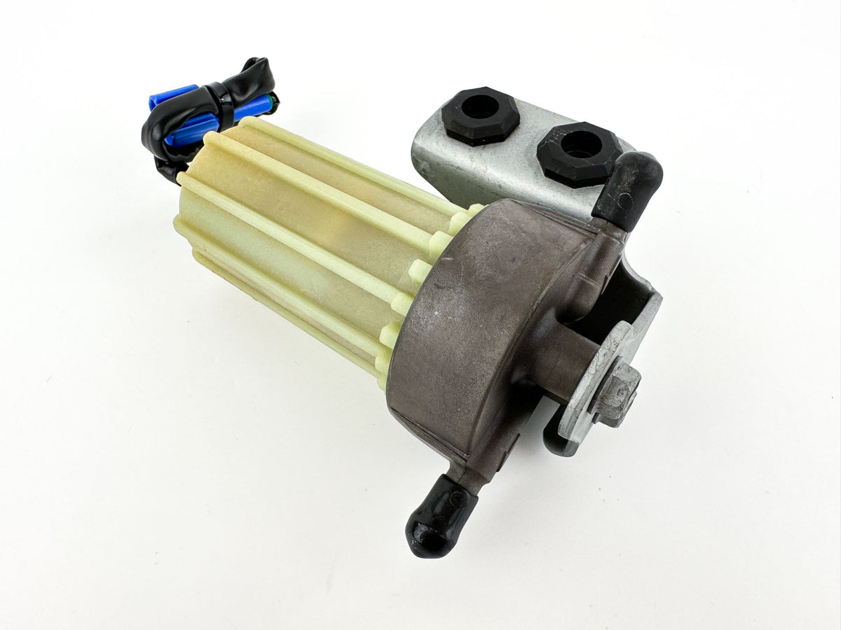 2014 Yamaha 200 HP 4 Stroke Outboard Fuel Filter Assembly 6P3-24560-03-00 OEM