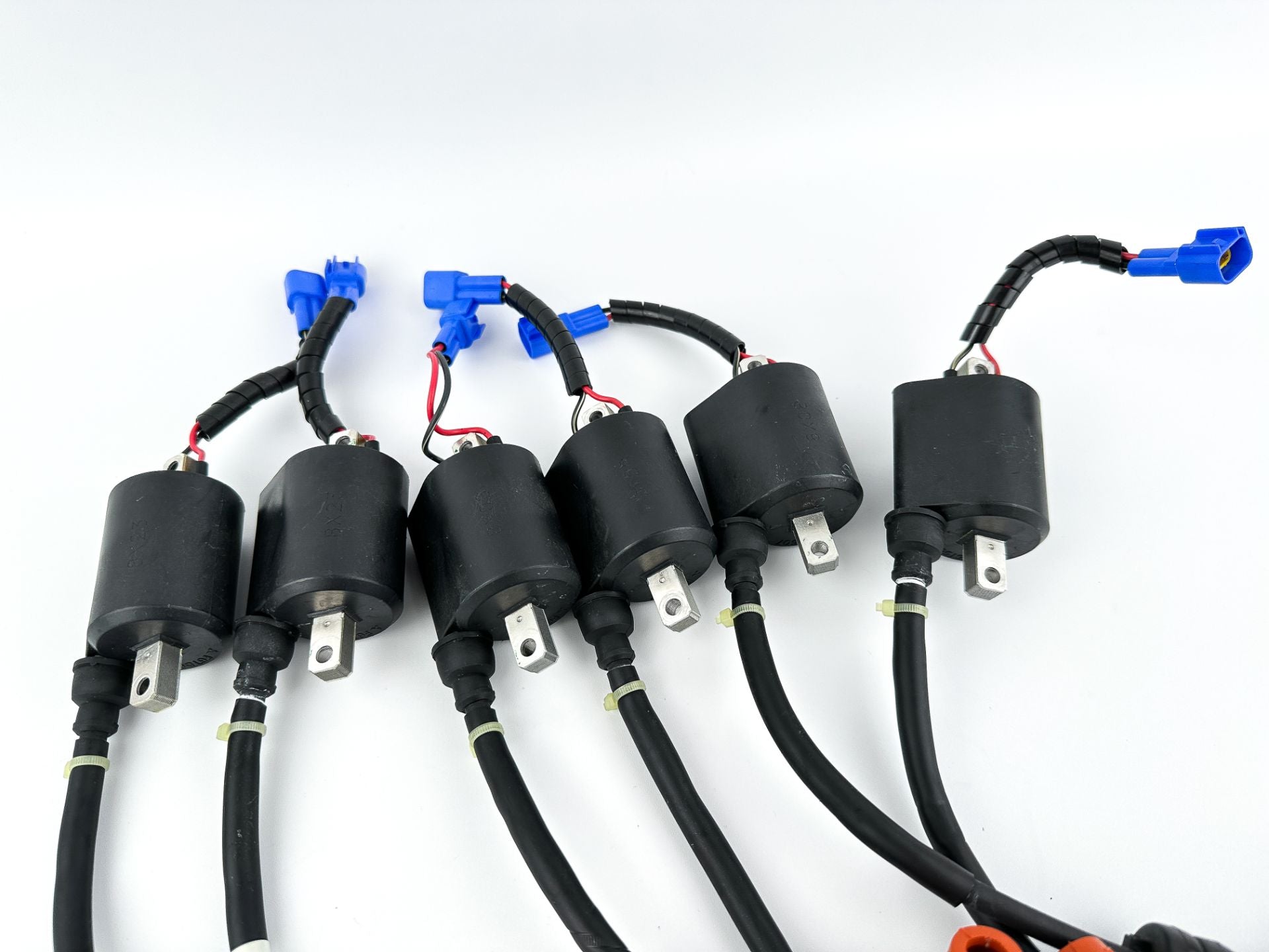 2009 Yamaha 225 HP 2 Stroke Outboard Ignition Coil Set 60V-82310-01-00 OEM