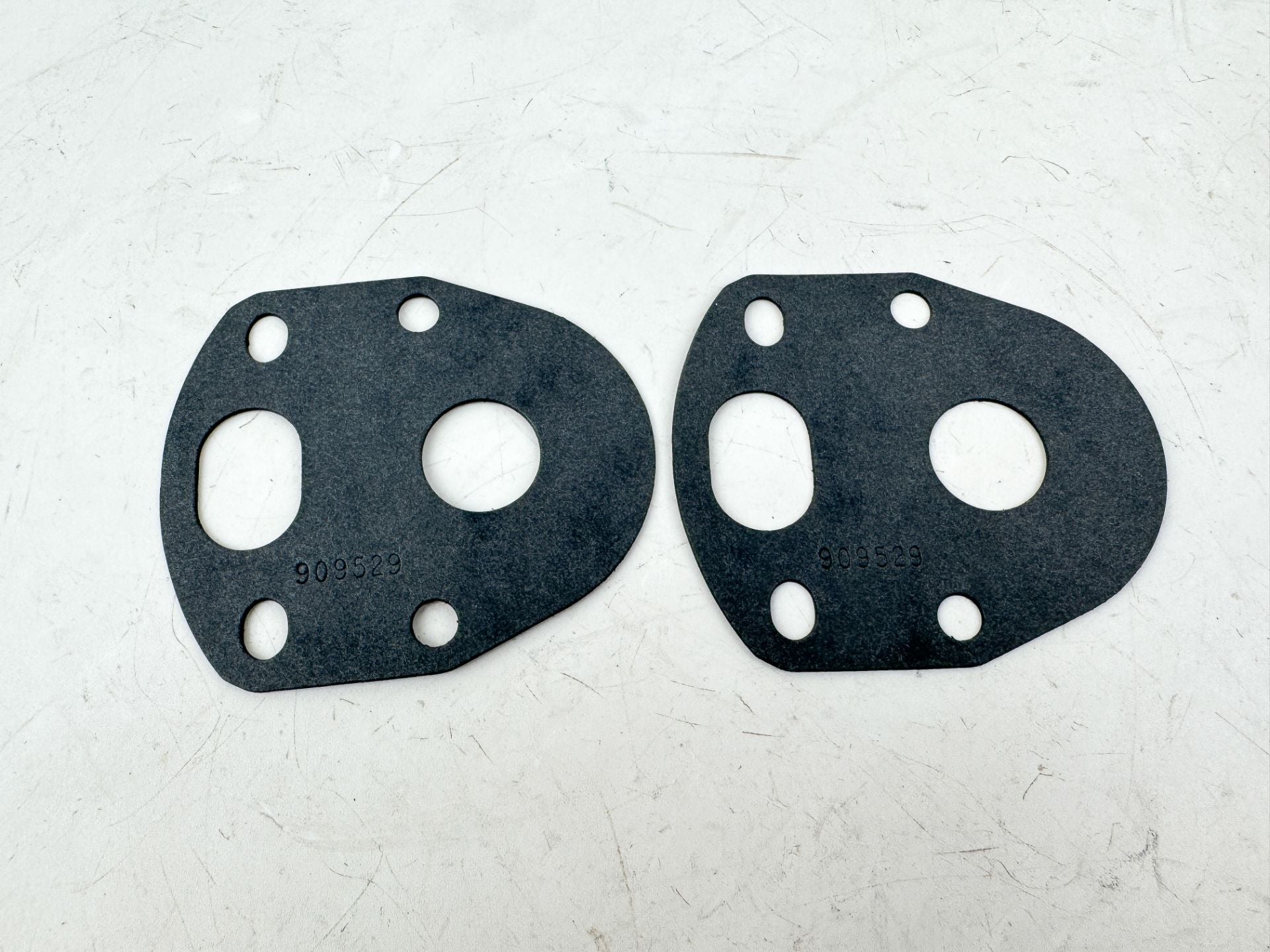 Johnson Evinrude BRP OMC Pivot Cap Gasket Pack Of 2 909529 Brand New OEM