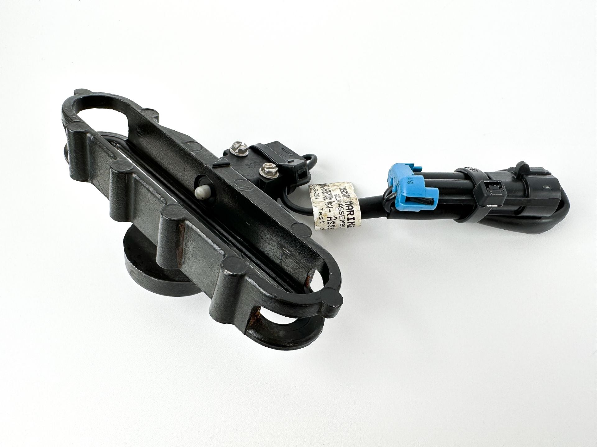 2005 Mercury 225 HP 2 Stroke Outboard Neutral Switch 889514A01 OEM