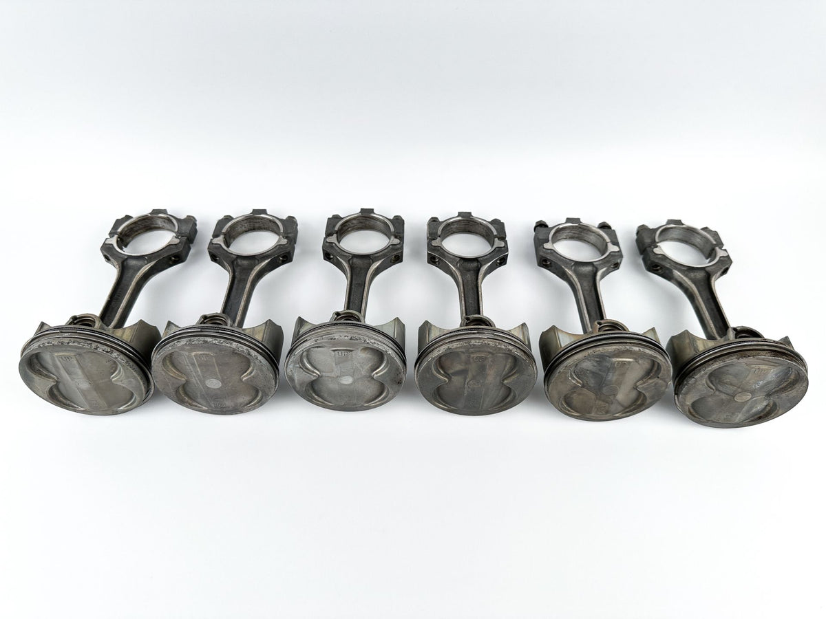 2003 Yamaha 225 HP 4 Stroke Outboard Piston & Connecting Rod Set 69J-11631-00-B0 OEM