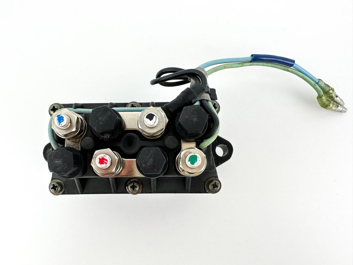 2002 Yamaha 50 HP 2 Stroke Outboard Trim Tilt Relay 6H1-81950-00-00 OEM