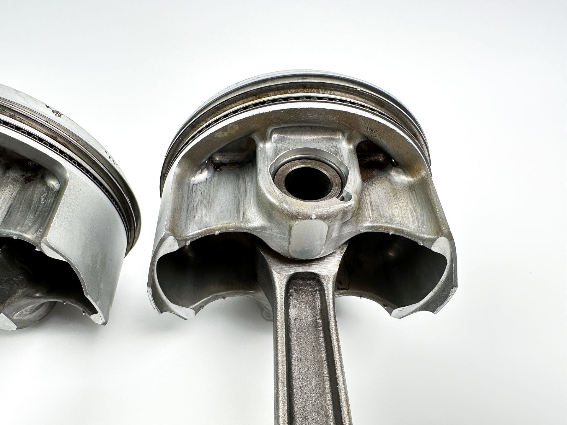 2008 Yamaha 250 HP 4 Stroke Outboard Piston & Connecting Rod Set 69J-W1165-01-00 OEM