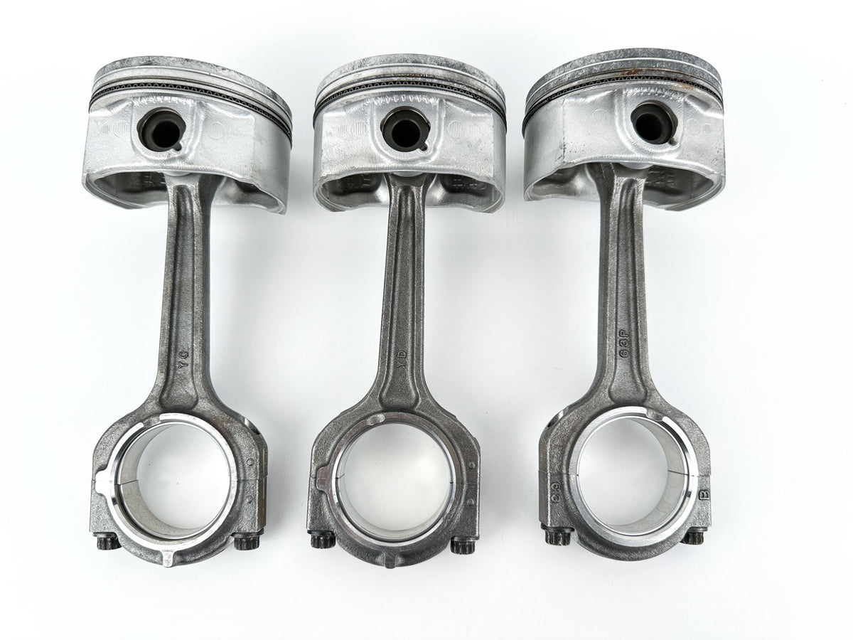 2020 Yamaha 150 HP 4 Stroke Outboard Piston W/ Connecting Rod 63P-11631-10-93 OEM
