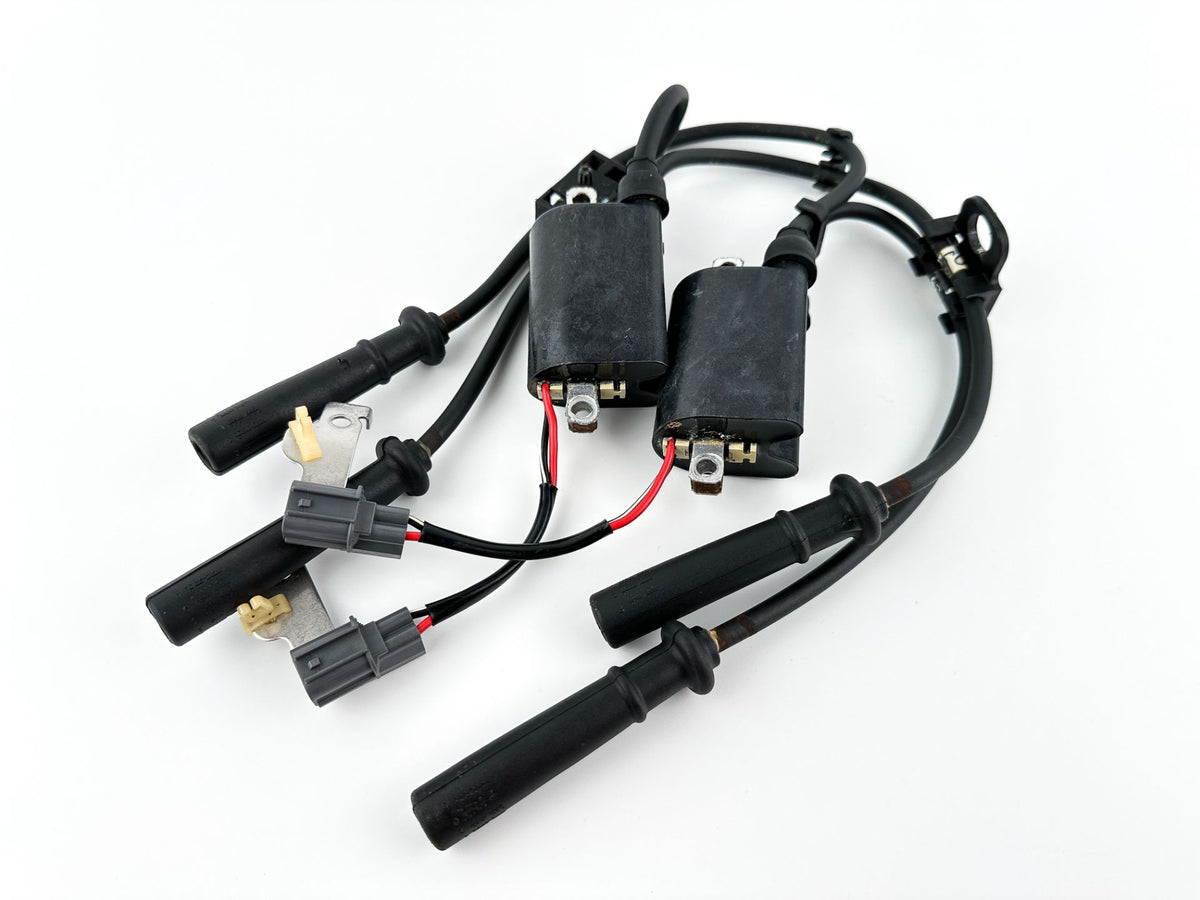 2002 Yamaha 115 HP 4 Stroke Outboard Ignition Coil Set 68V-82310-00-00 OEM