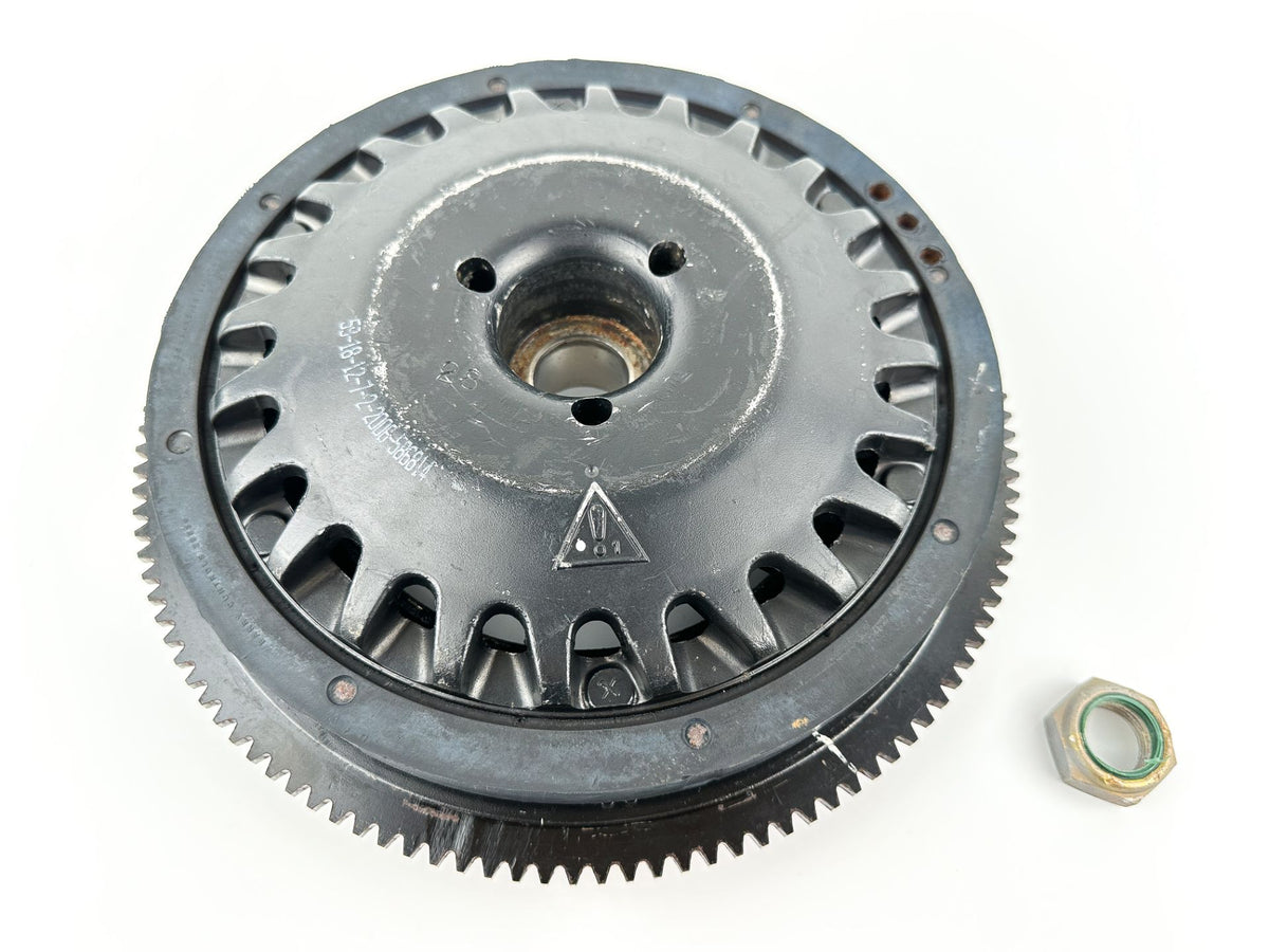 Evinrude Etec 2 Stroke Outboard 225 250 300 HP Flywheel 0586814 - Needs Repair