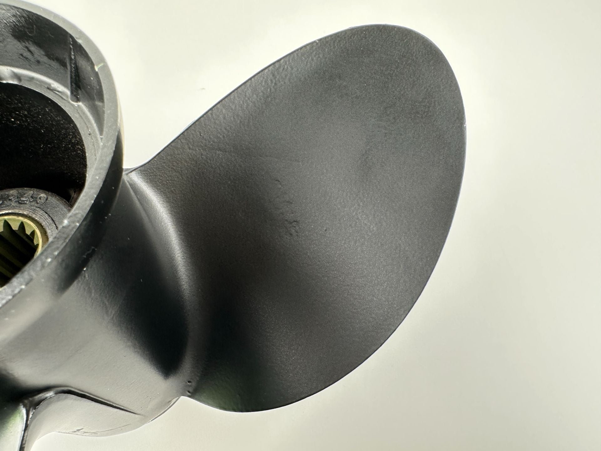 Evinrude Johnson 12 1/2 x 13P Propeller RH Standard 390849 OMC