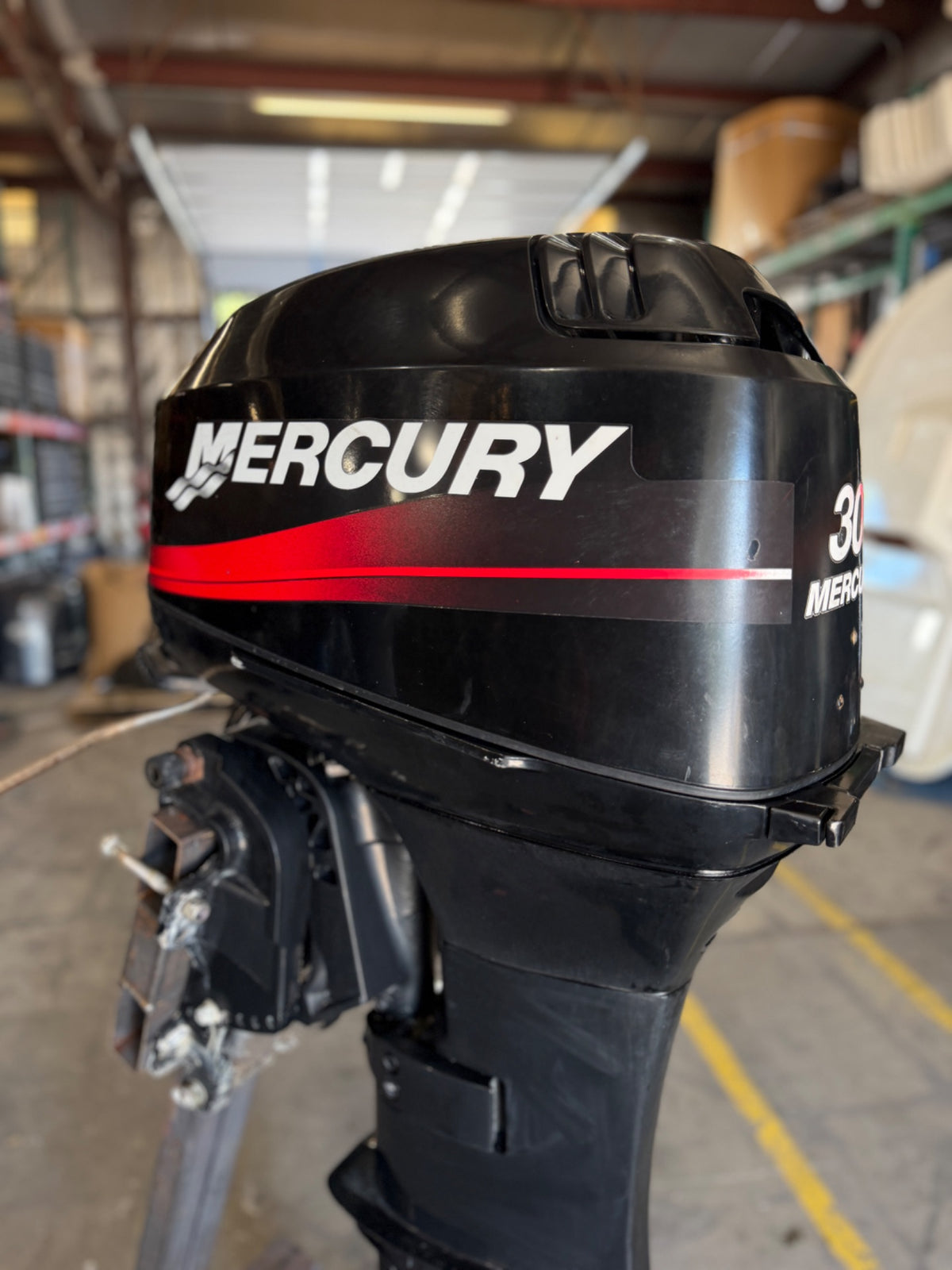 2000 Mercury 30 HP 2 Stroke Outboard Engine With 20" Shaft - Long