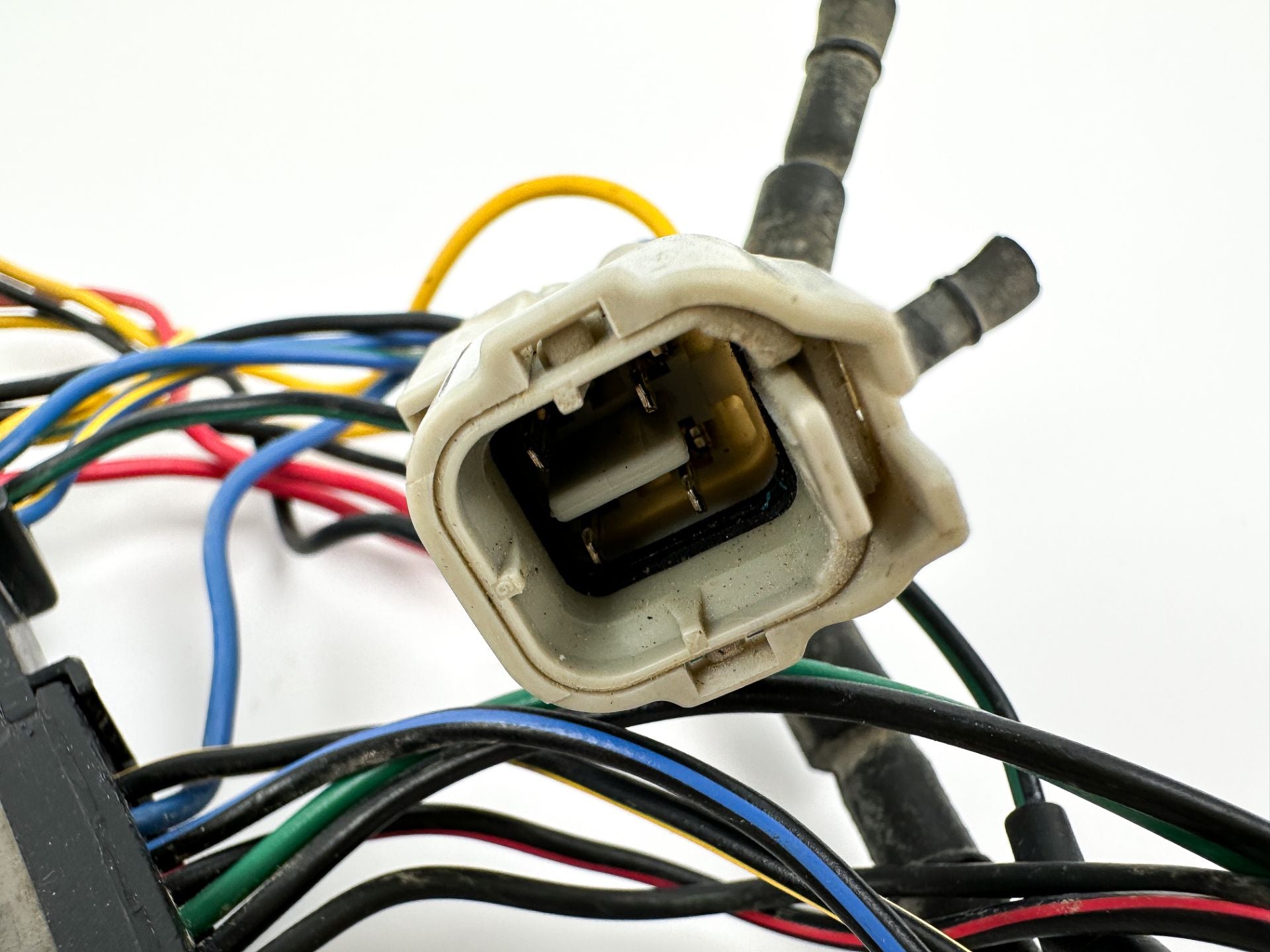 2002 Honda 50 HP 4 Stroke Outboard C.D.I CDI Assembly 30580-ZV5-003 OEM