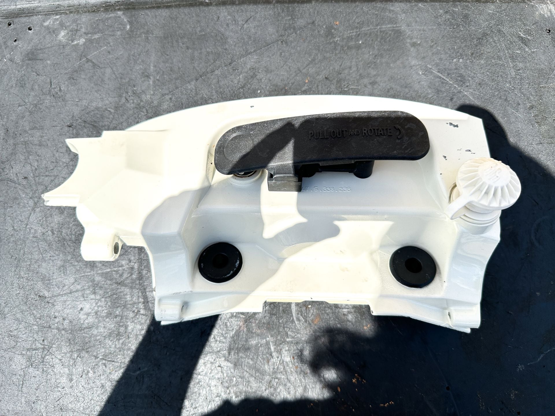 2018 Suzuki 200 HP 4 Stroke Outboard Top Cowling W/ Apron Set 61403-96810-Y5S